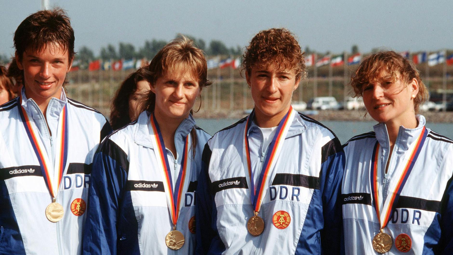 Olympia 1988: Der Kajak-Vierer gewann in der Besetzung mit Birgit Fischer (v.r.), Ramona Portwich, Anke Nothnagel und Heike Singer Gold.