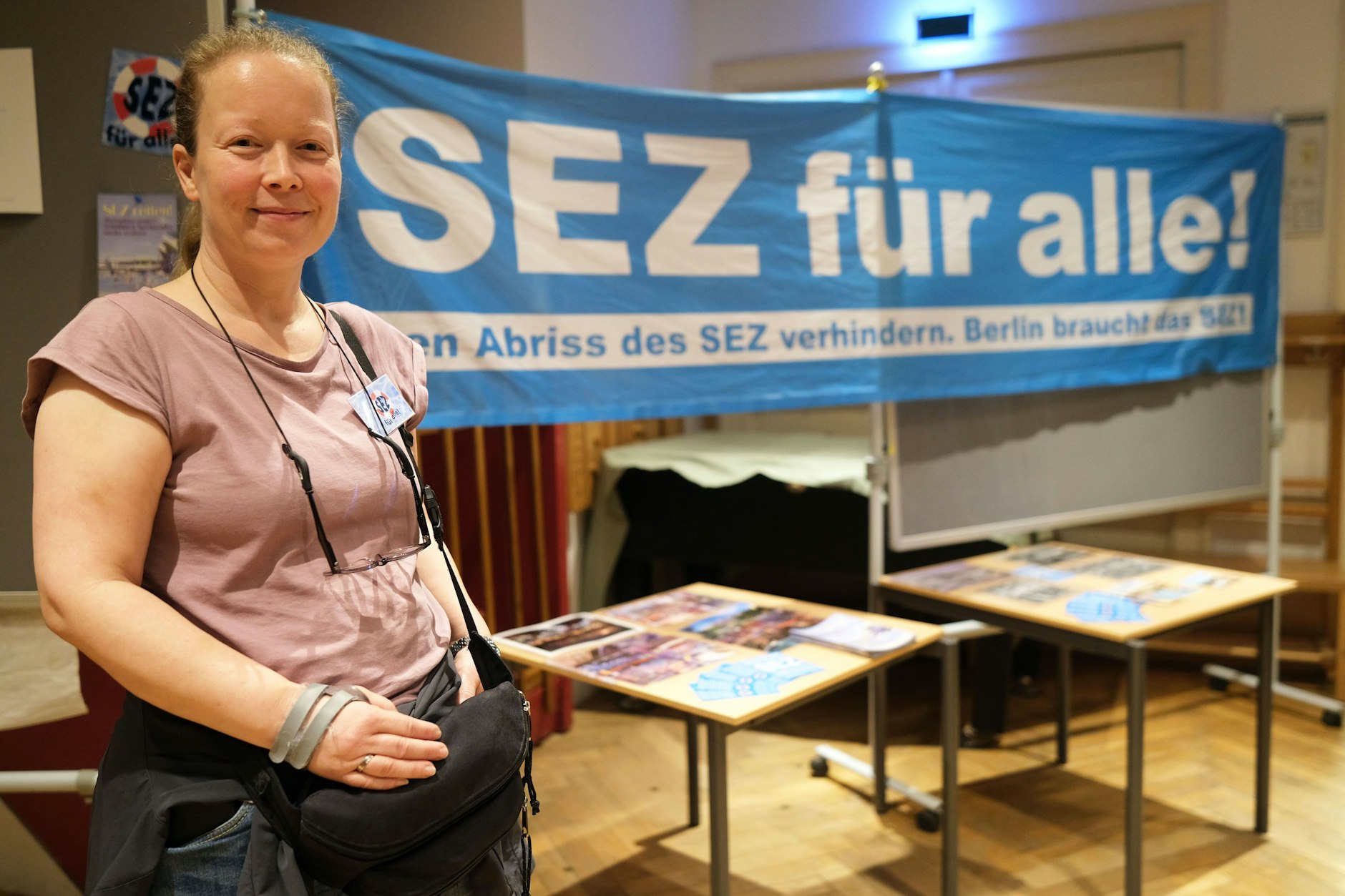 Susanne Lorenz (51) gehört zur Bürgerinitiative SEZ für alle, kämpft aktiv gegen den Abriss des DDR-Spaßbades.