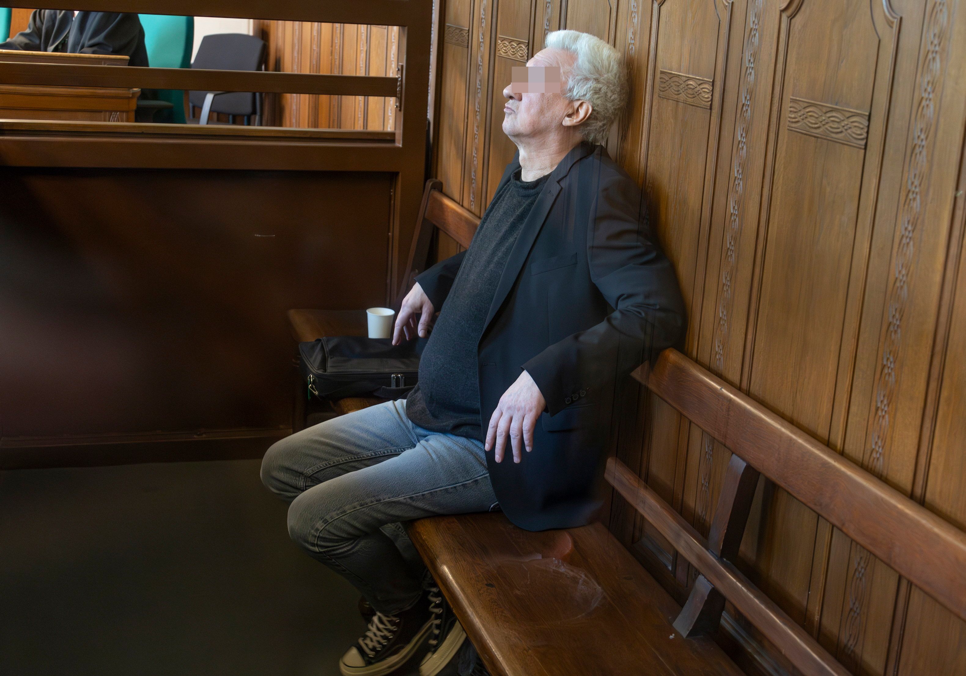 Millionen Betrugs-Prozess gegen Goldhändler und Escort-Lady