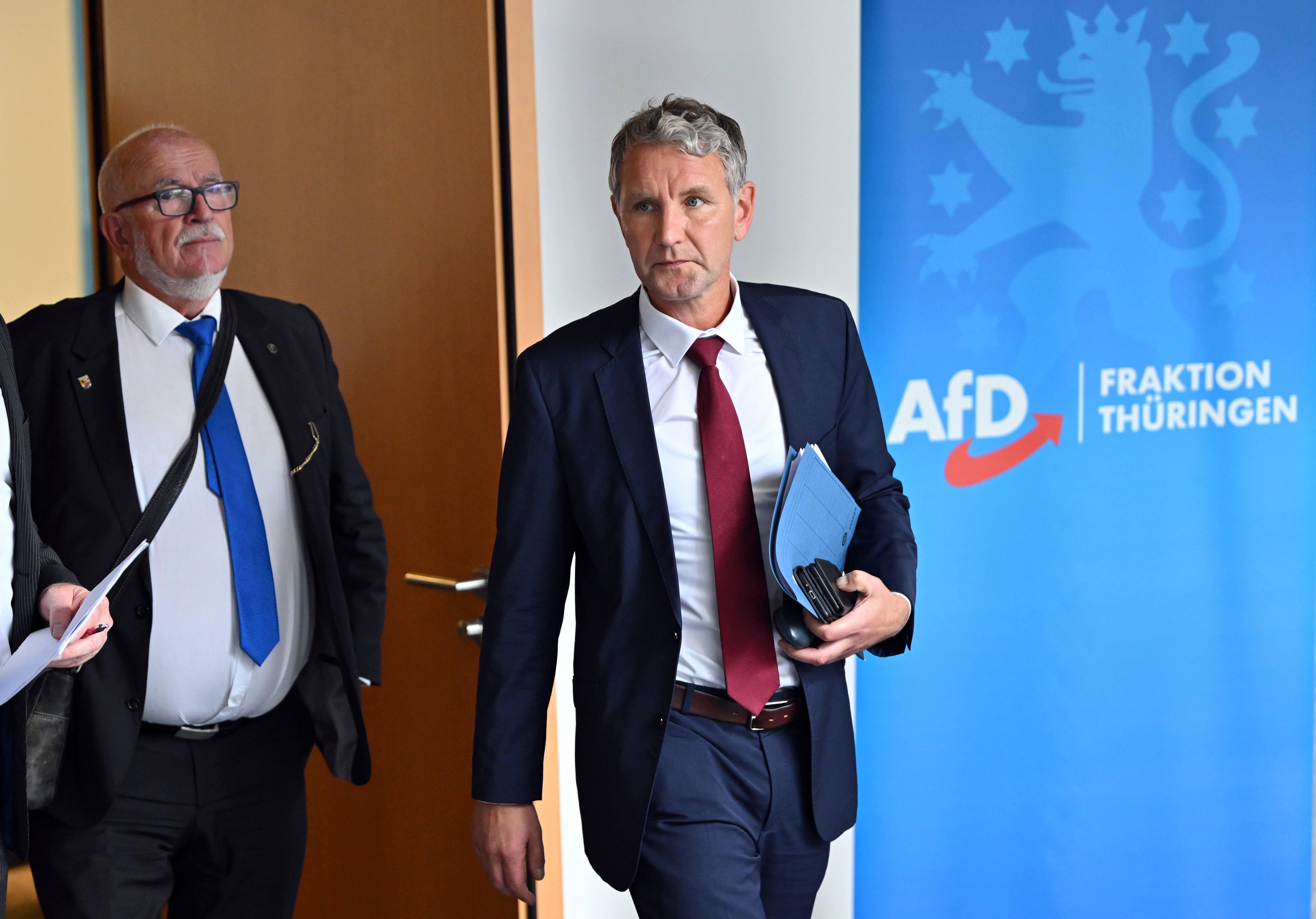 Chaos im Thüringer Landtag: AfD sorgt für Eklat – Rechtsstreit und Machtkampf