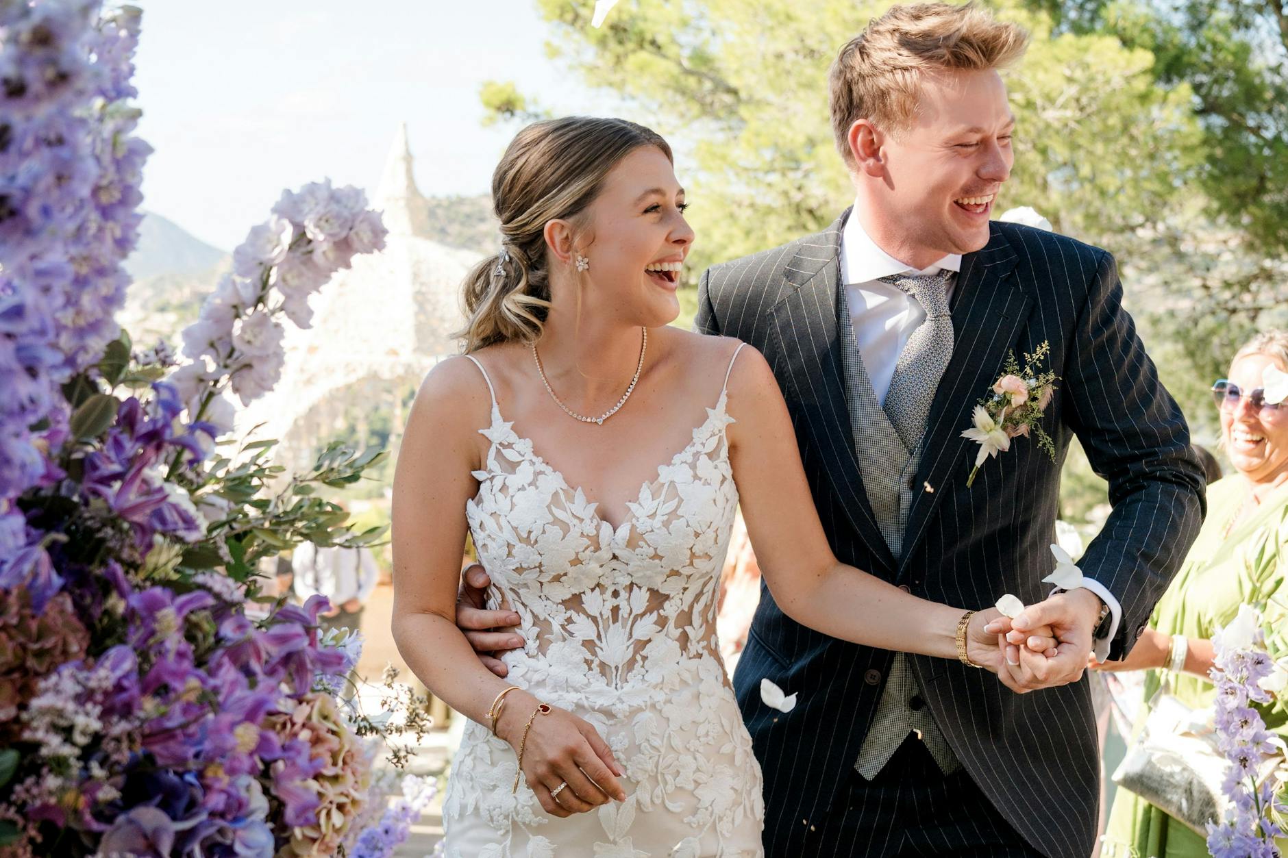 Gina Schumacher, Tochter des ehemaligen Formel-1-Weltmeisters Michael Schumacher, heiratete Iain Bethke am Ferienhaus der Schumachers auf Mallorca.