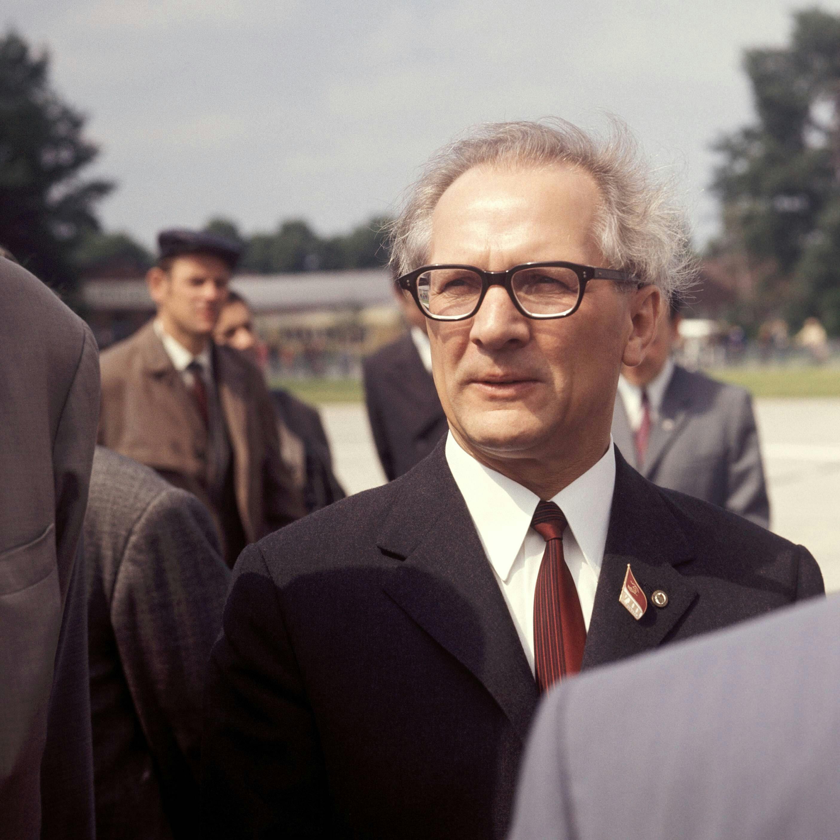 Kennen Sie Honecker-Kuchen? Dieses Rezept bringt die DDR auf den Tisch