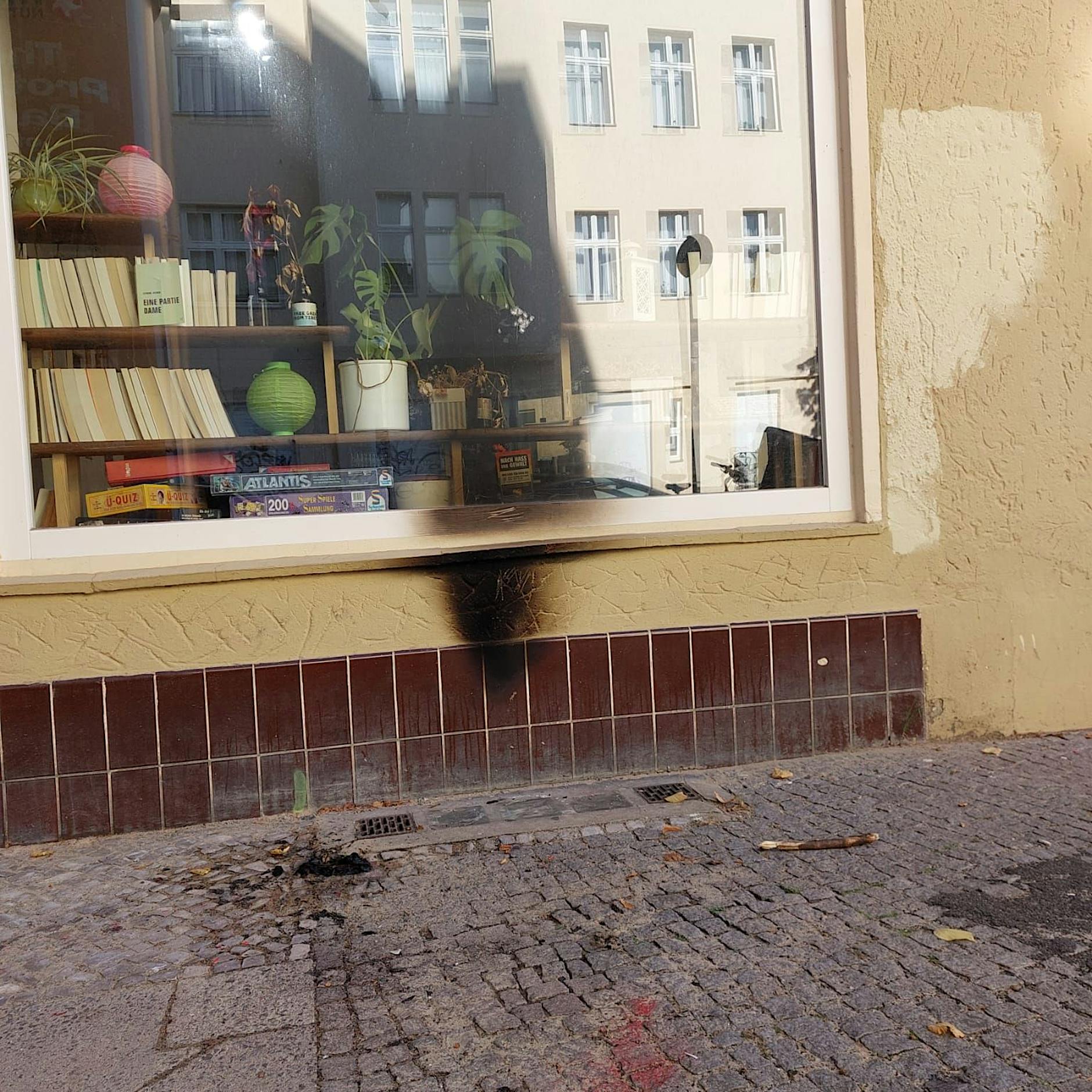 Brandanschlag auf Kneipe? Bajszel in Neukölln erneut Ziel antisemitischer Attacken
