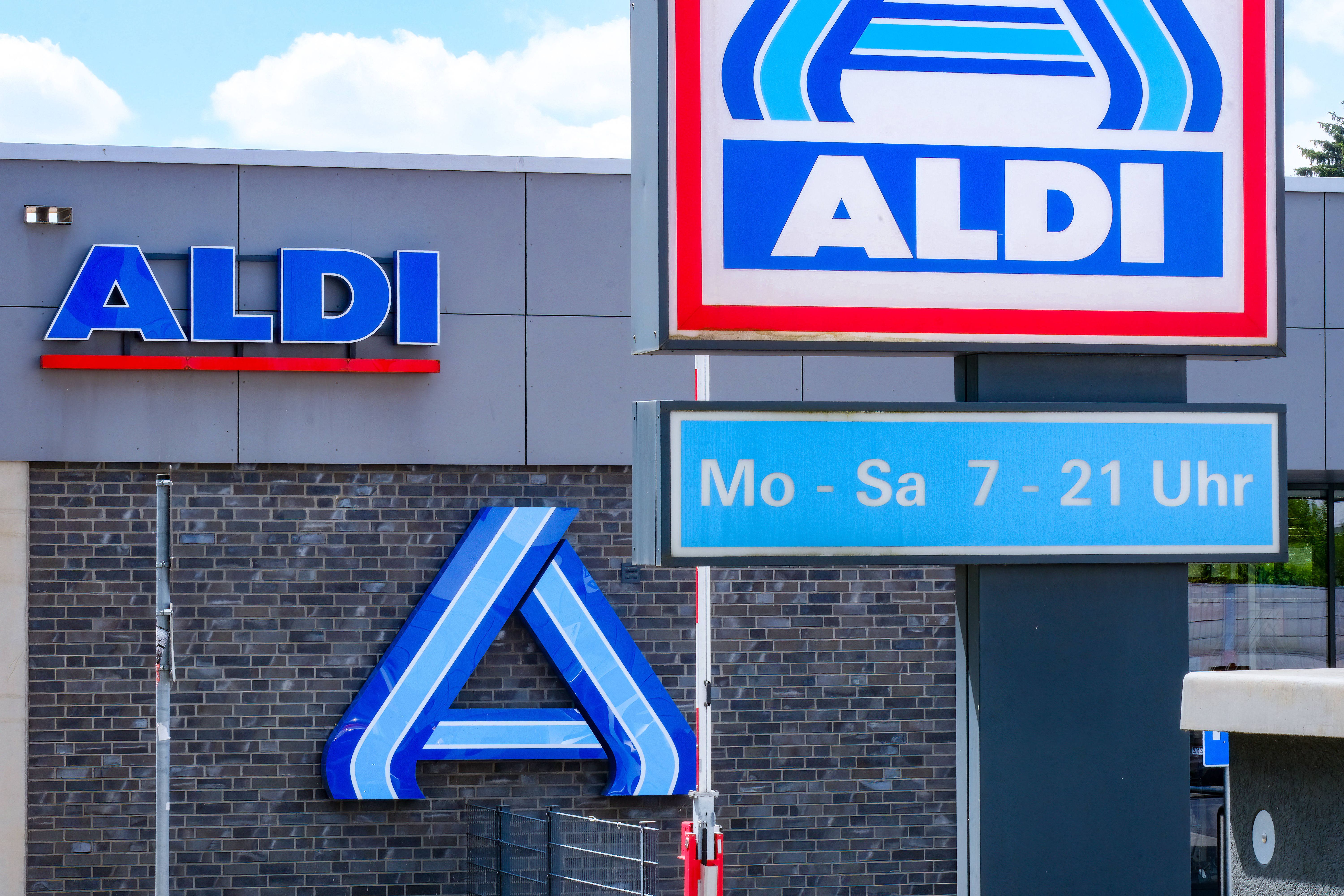 Aldi in Berlin: Kassiererin enthüllt irren Kassen-Trick