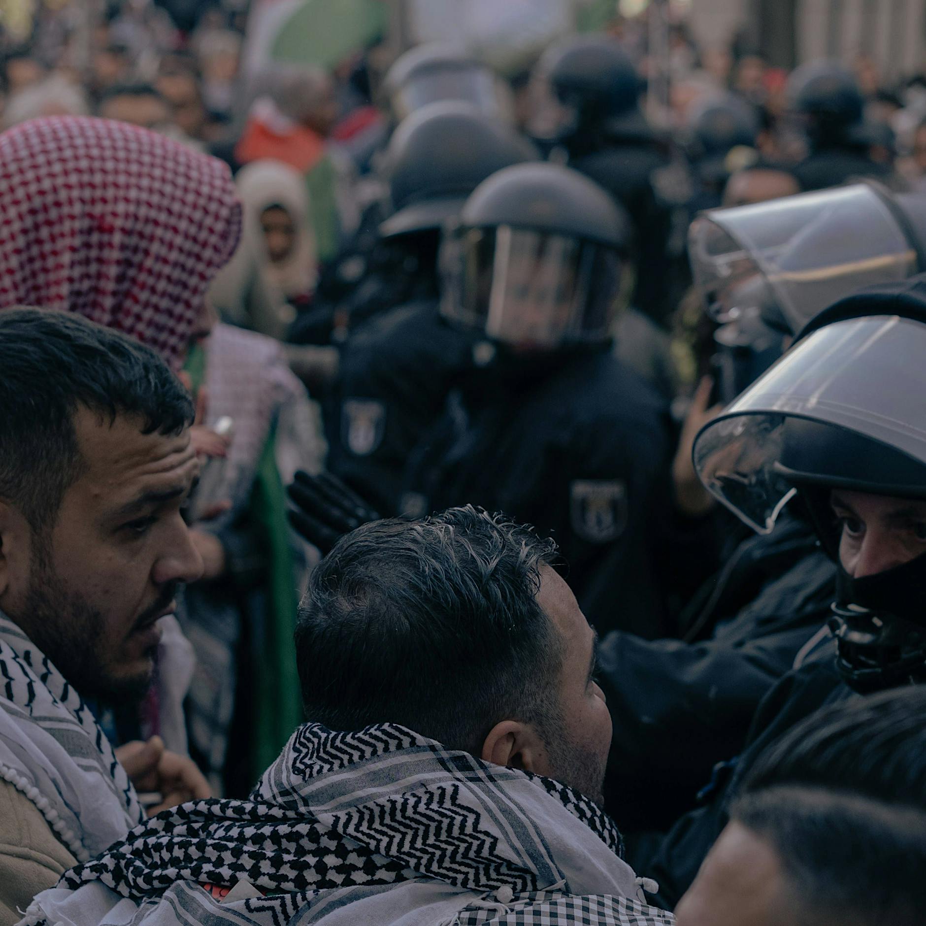 Ausschreitungen bei Pro-Palästina-Protest in Berlin: 26 Festnahmen in Wedding