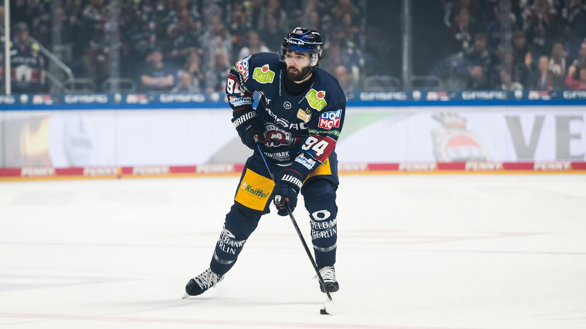 Liam Kirk traf zwei Mal für die Eisbären.