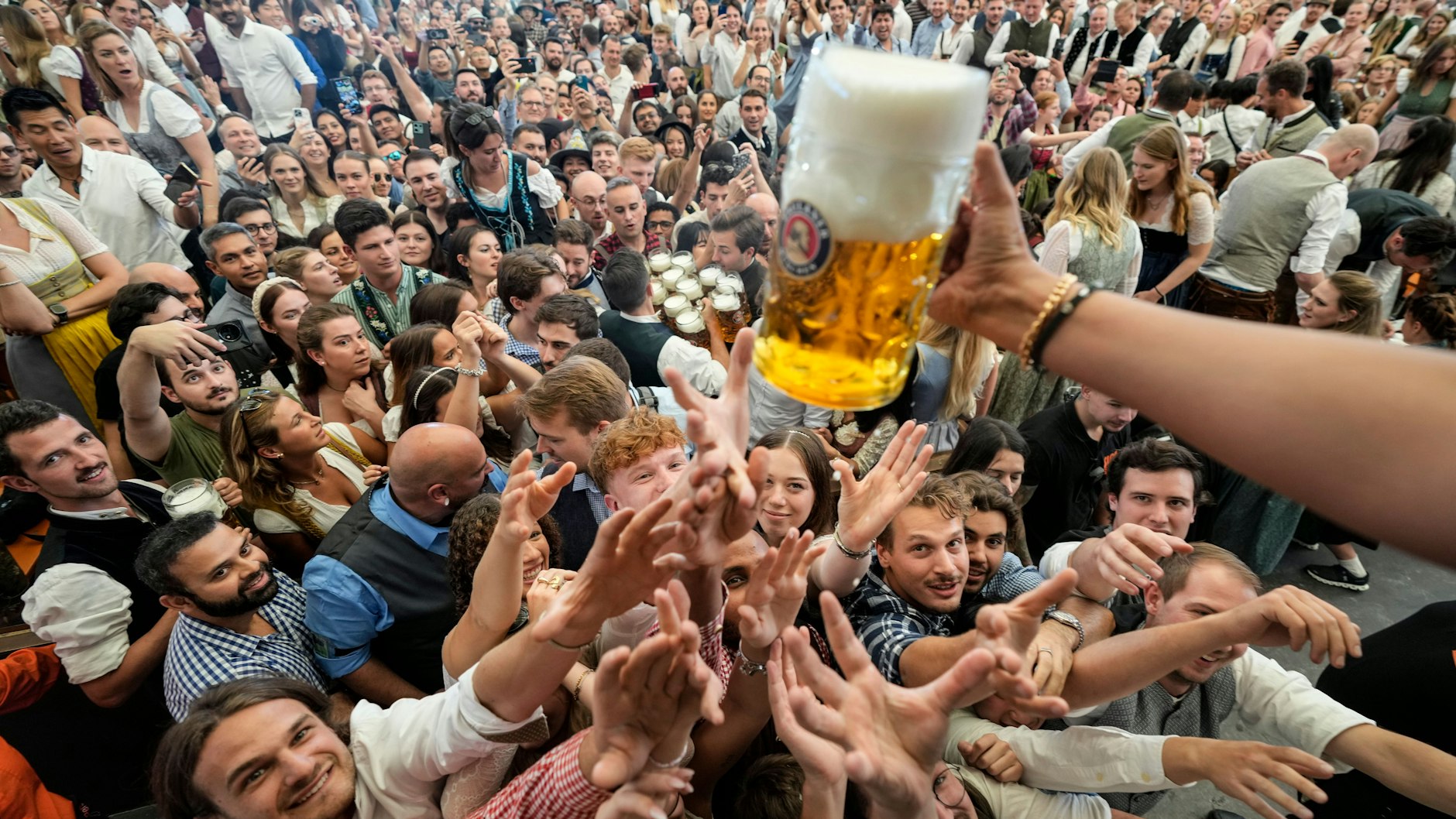 Ohne Bier kein Oktoberfest. 