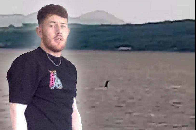 Dean Battie filmte die Erscheinung an der irischen Atlantik-Küste. Ob es sich wirklich um ein Seeungeheuer handelt?