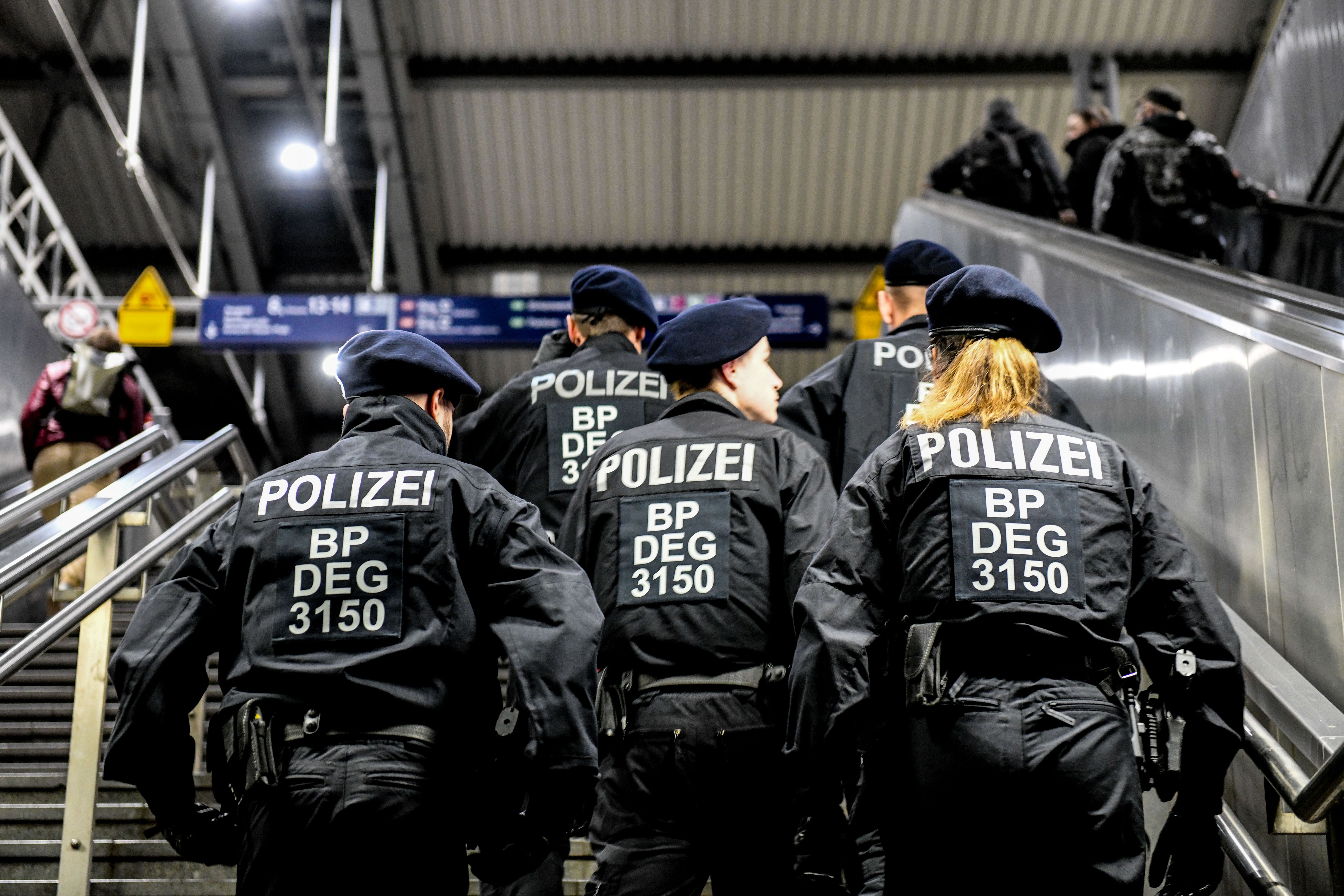 Berlin: Polizei jetzt Mädchen für alles – vom Fuchs bis zur Hundesteuer