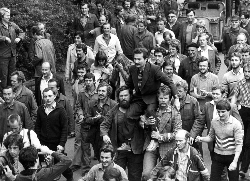 Mevcut Ukrayna politikasına bir açıklama olarak Polonya'nın Rusya travmaları – kitap incelemesi