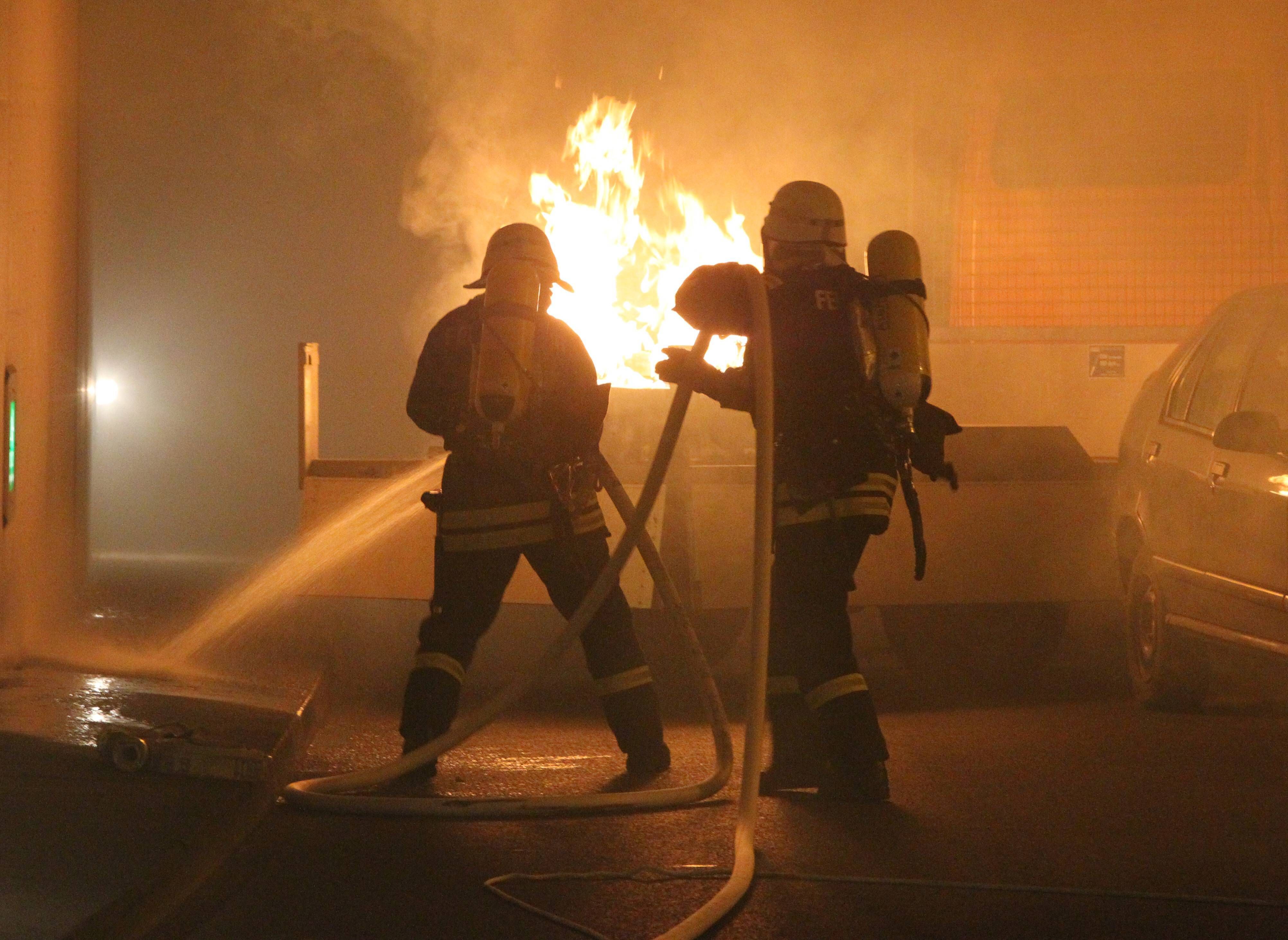 Image - Feuerwehr rückt an: A113-Tunnel bei Altglienicke stundenlang dicht