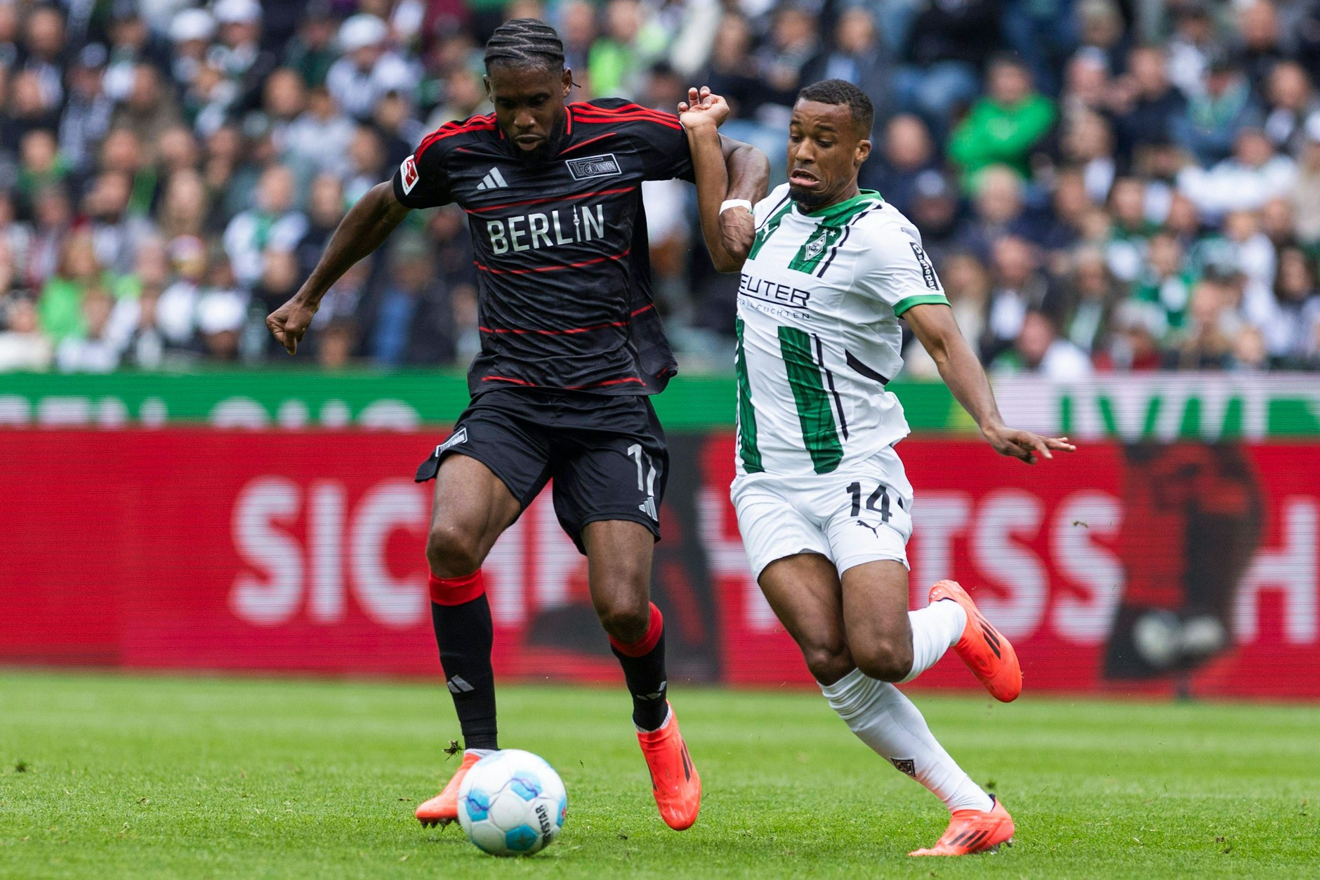 Angreifer Jordan (28) ackerte auch gegen Gladbach viel. Auf sein erstes Saisontor wartet der Stürmer des 1. FC Union aber weiter.&nbsp;