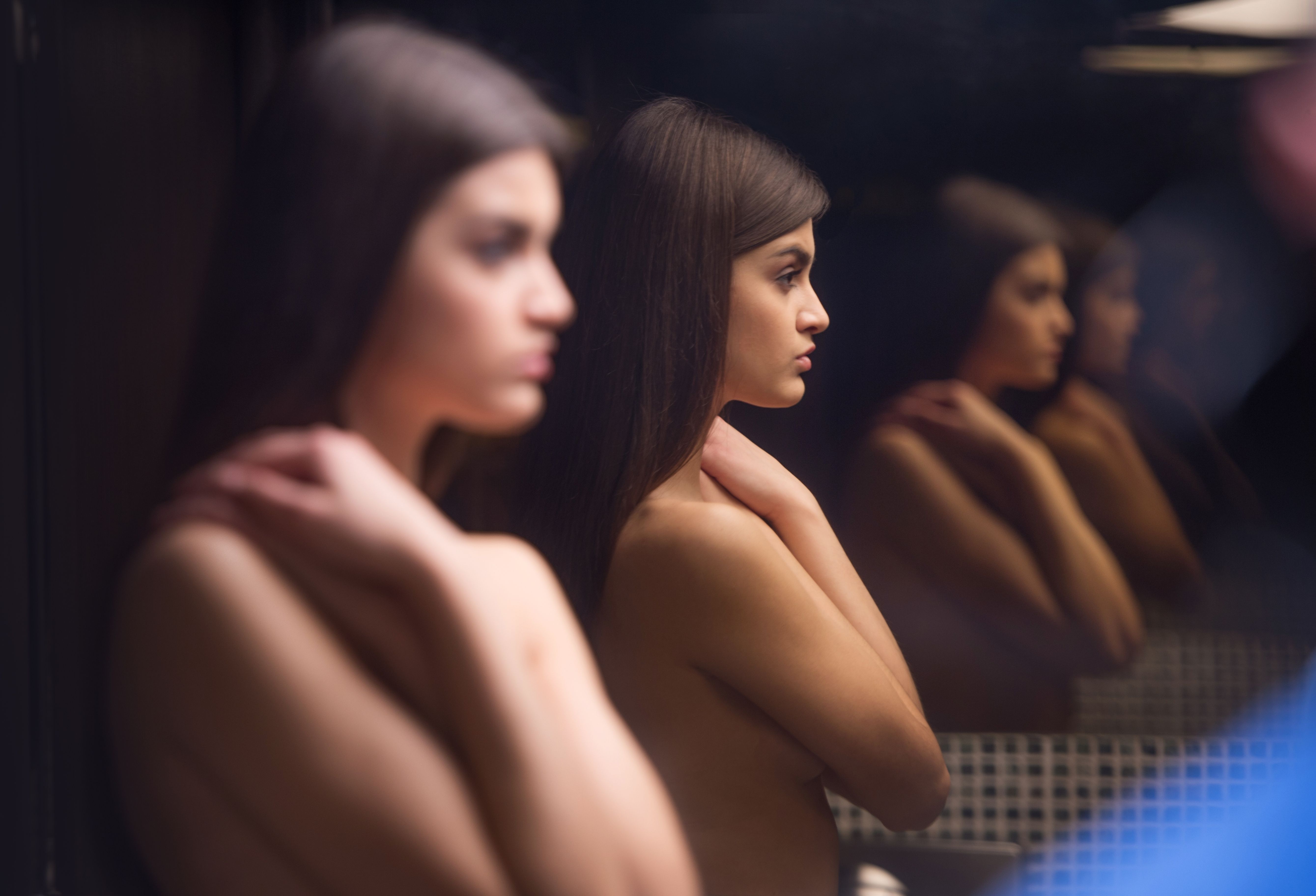 Wie kann ich mich nackt wohlfühlen?