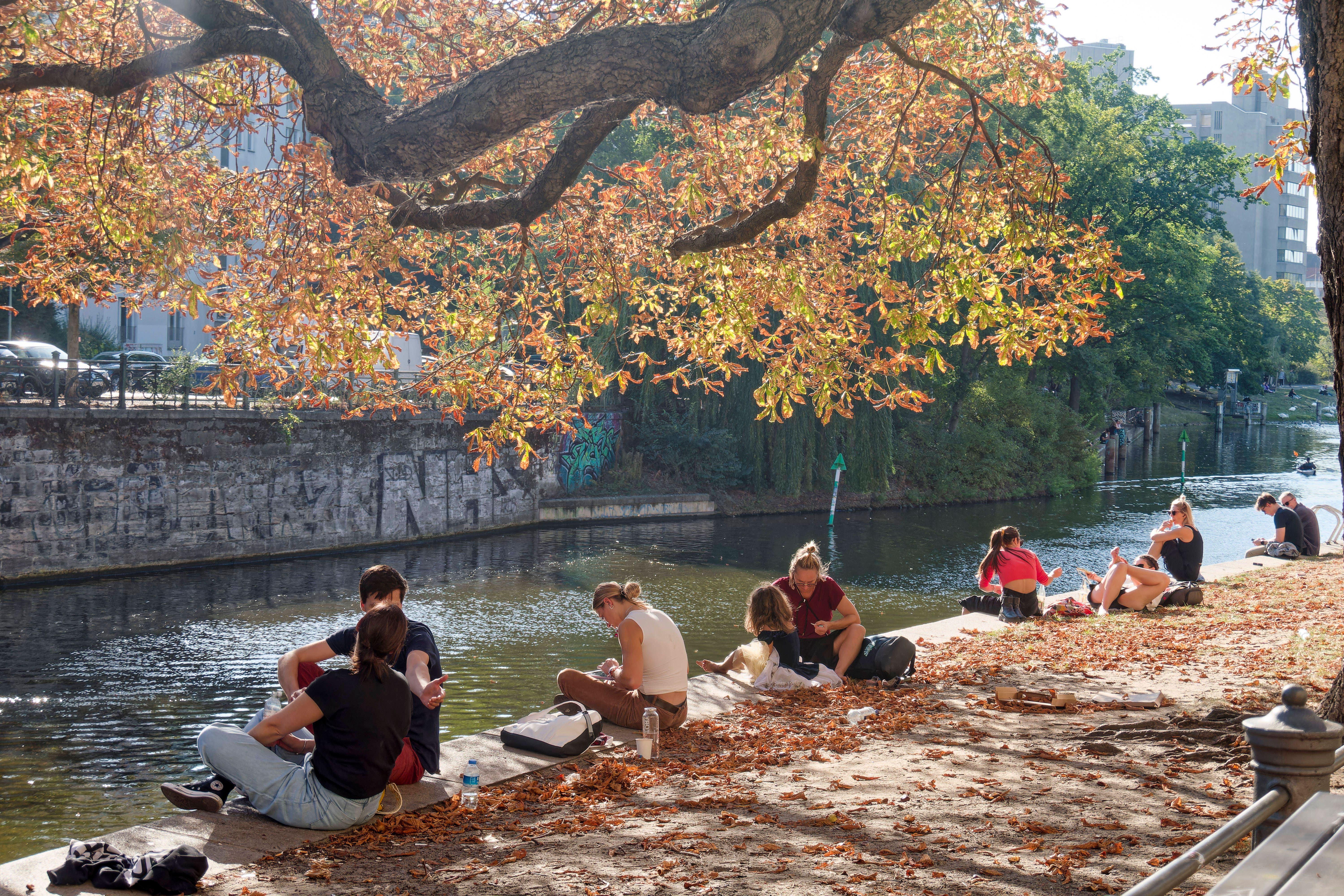 Events zum Einheitswochenende: Riesenflohmarkt, Clubkultur und Co.