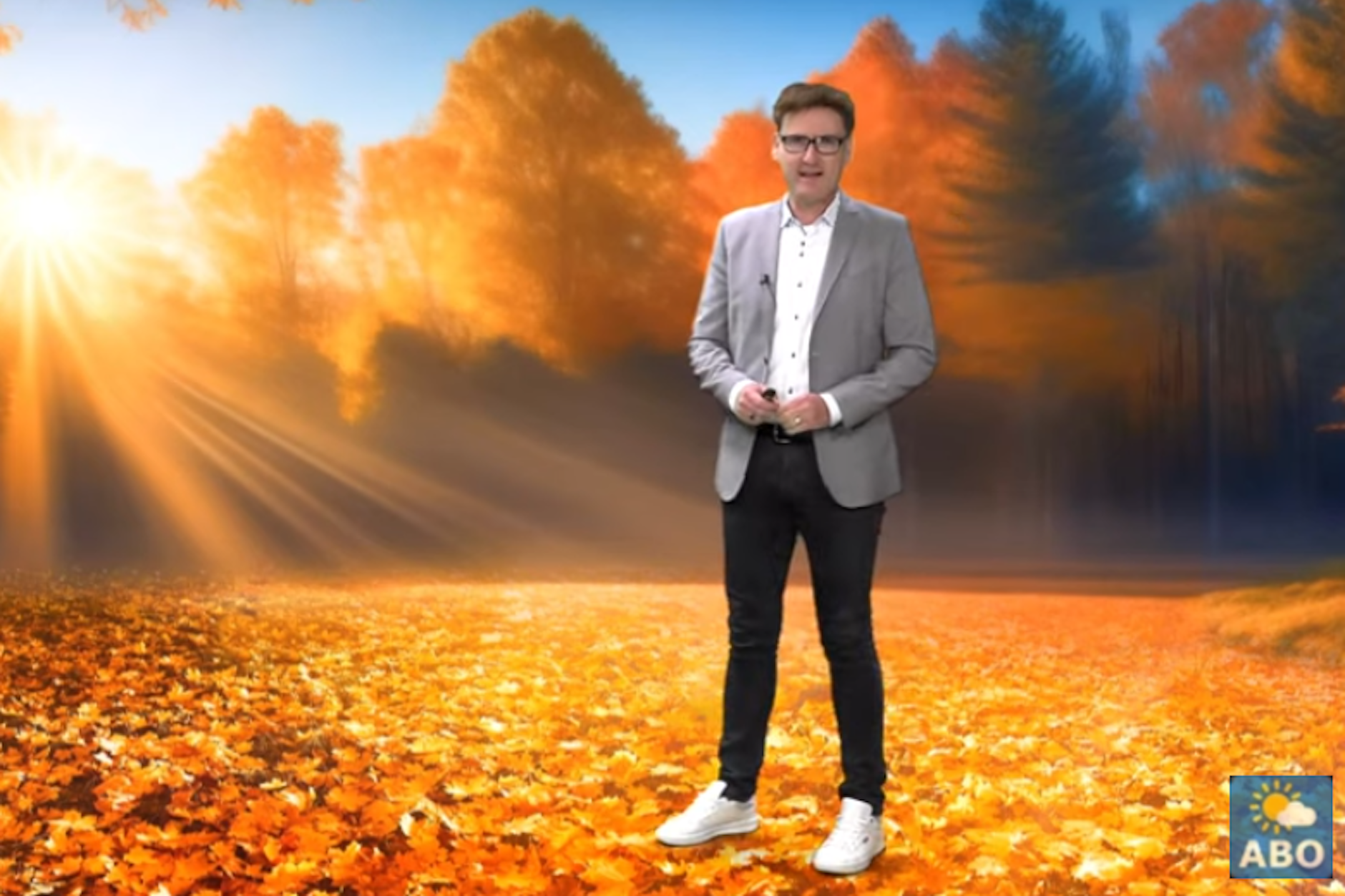 Das Wetter bringt im goldenen Herbst noch mal ein paar Sommertage, verrät Experte Dominik Jung. 