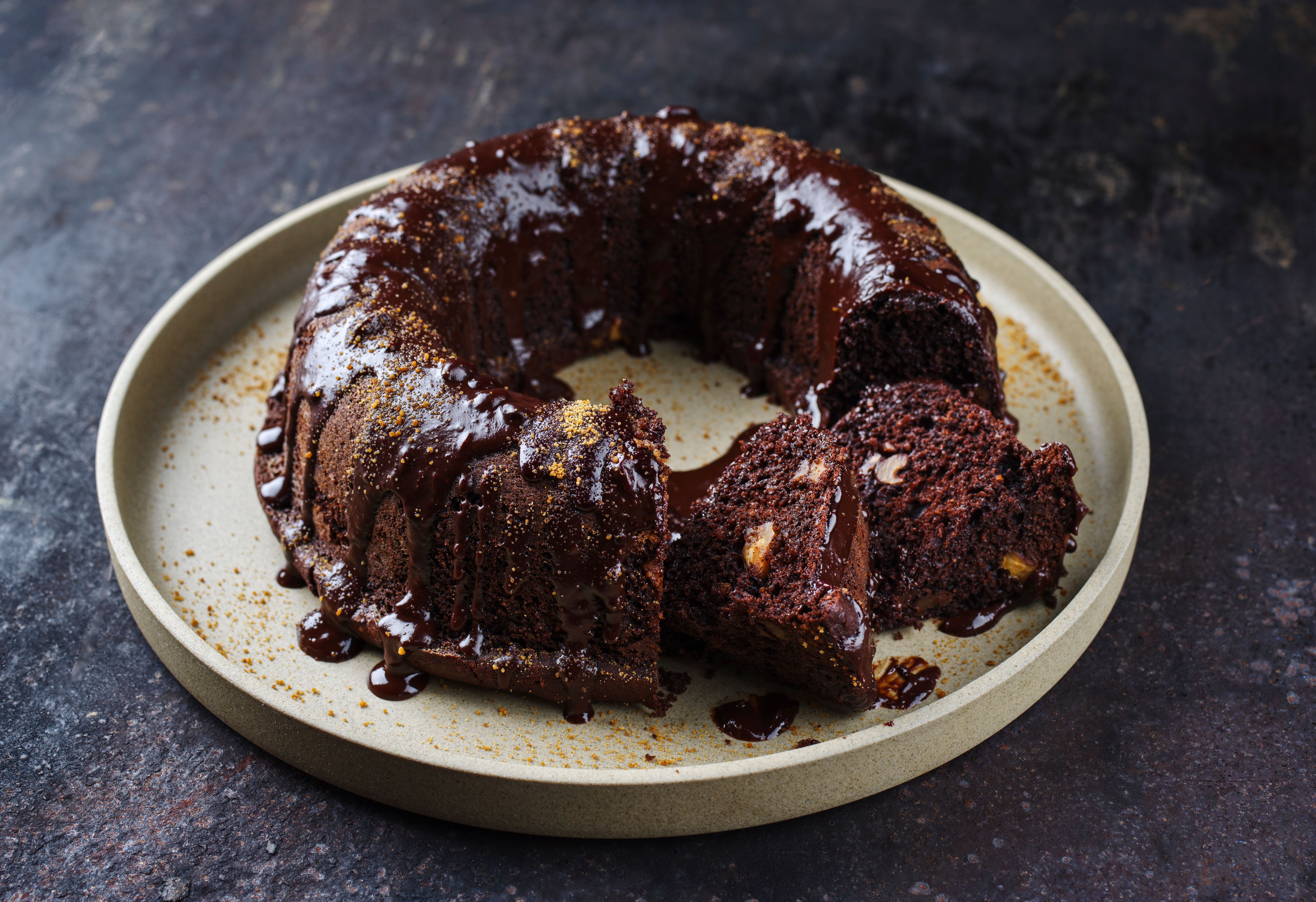 Schokoladen-Gugelhupf mit ganz viel Liebe und ohne Mehl