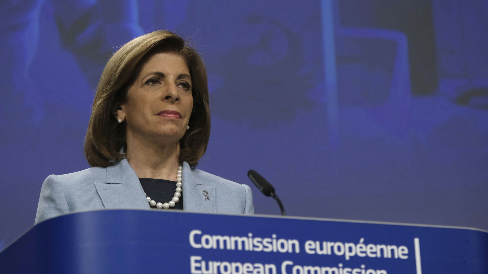 Der Vorschlag für das Rauchverbot im Freien kommt von EU-Gesundheitskommissarin Stella Kyriakides.