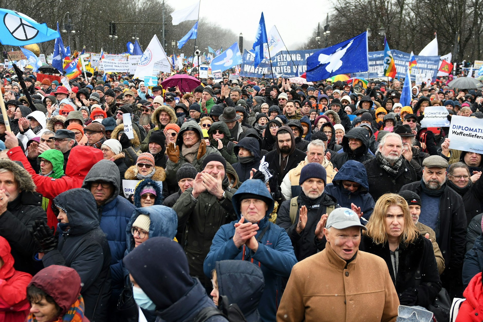 Am 3. Oktober wird in Berlin gegen den Krieg und für Verhandlungen demonstriert.