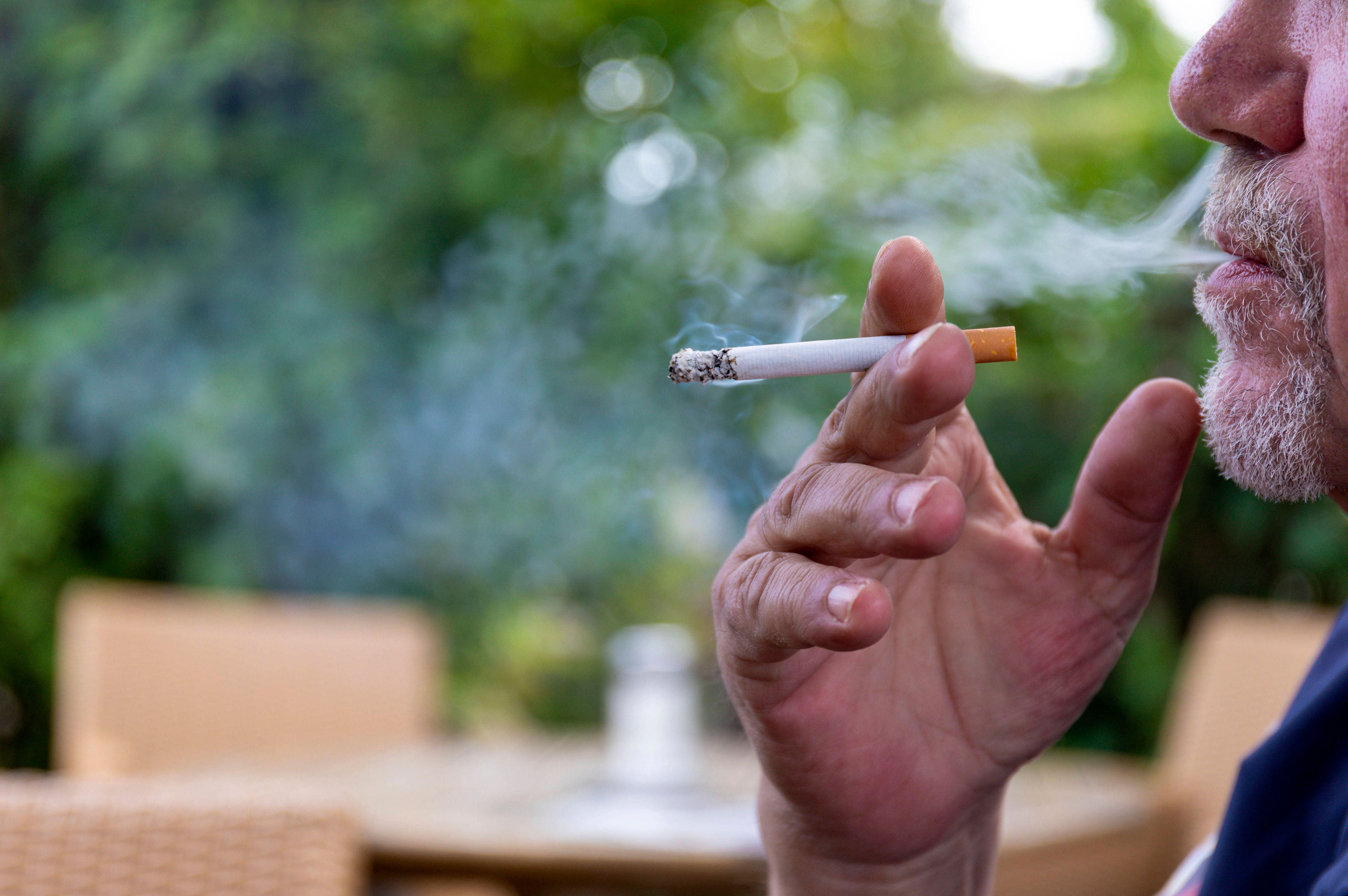 EU plant Rauchverbot im Freien: Wirte rechnen mit Aufstand!