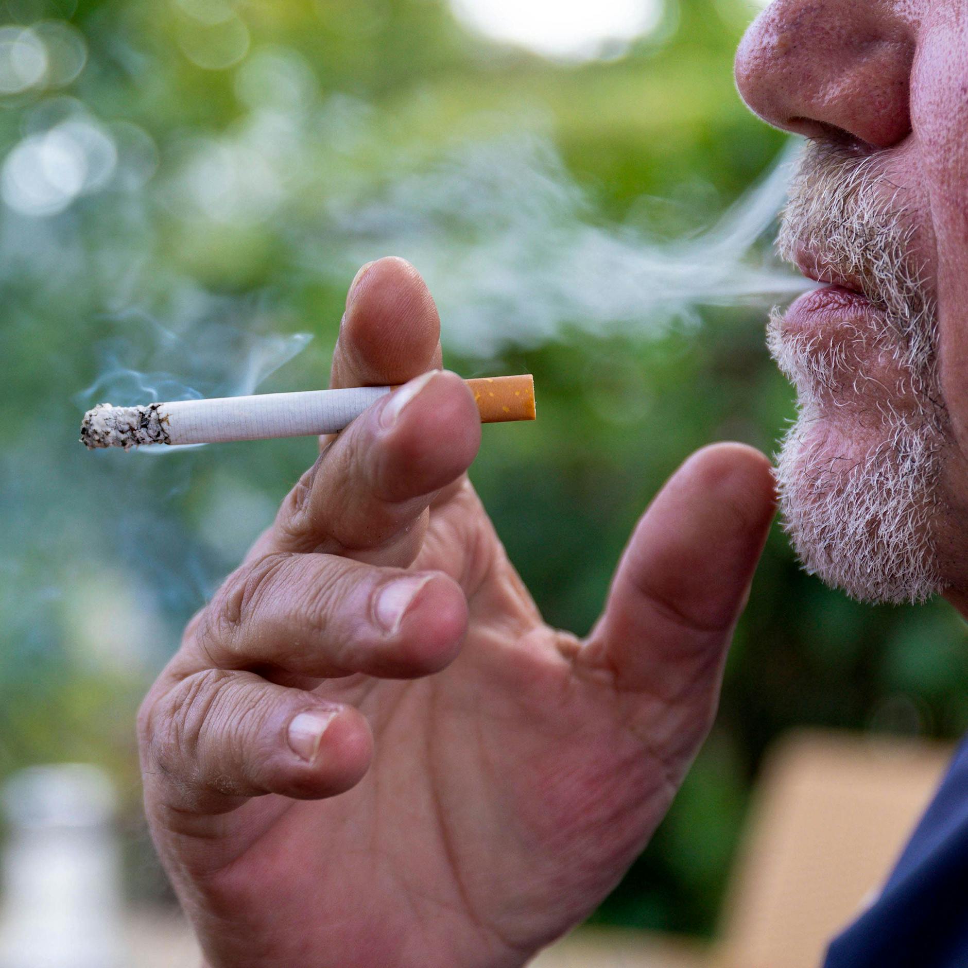 EU plant Rauchverbot im Freien: Wirte rechnen mit Aufstand!