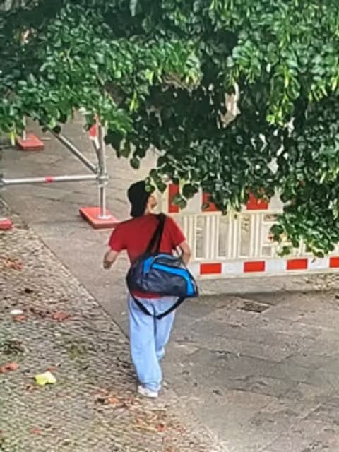 Wer kann der Polizei Berlin Hinweise geben?