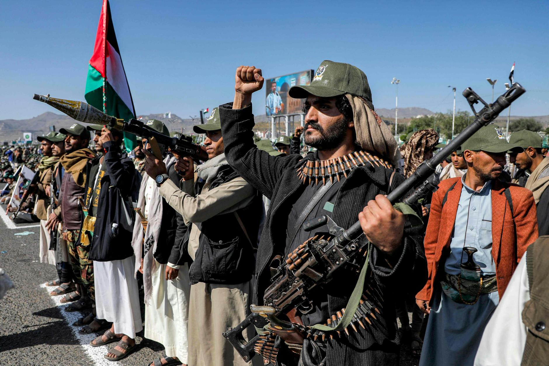 Huthi-Kämpfer in der jemenitischen Hauptstadt Sanaa.