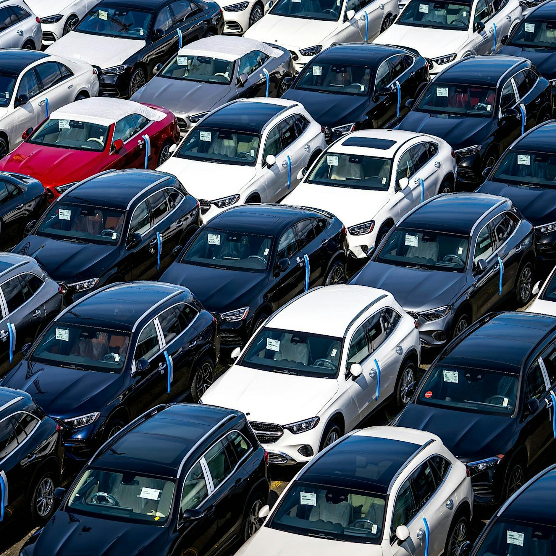 EU beschließt Auto-Zölle gegen China: Deutsche Industrie reagiert mit Kritik