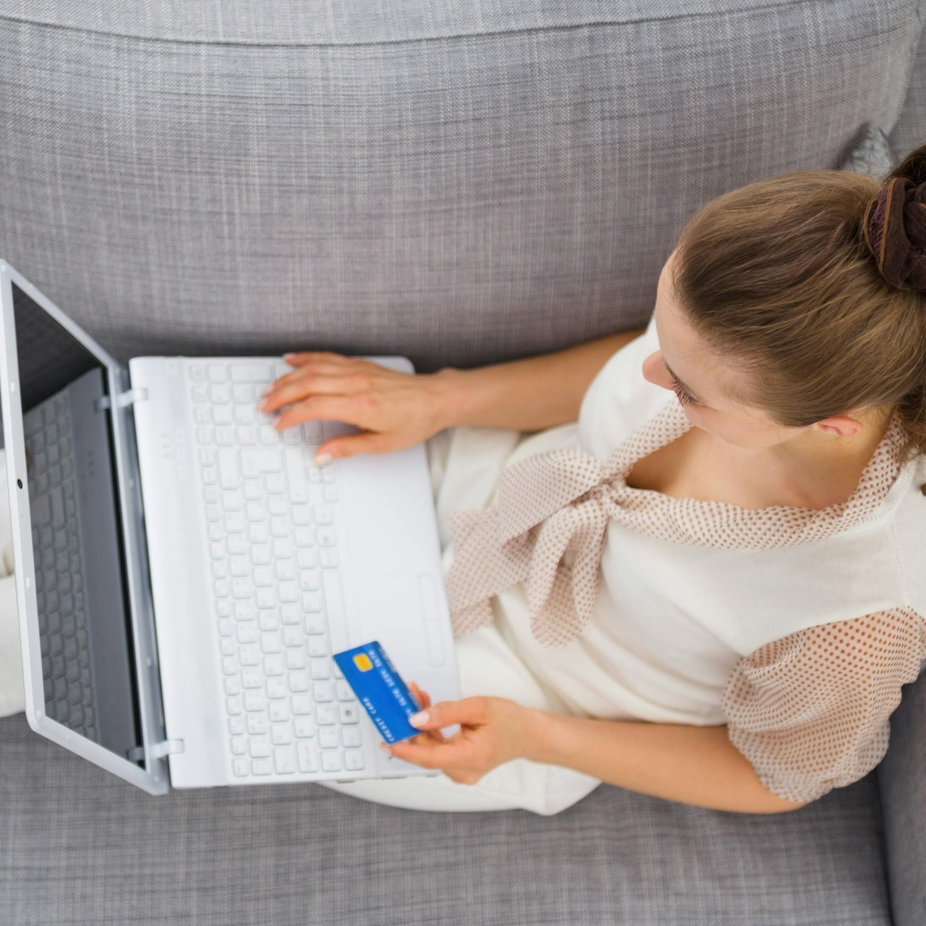 Image - Shopping mit Plastikgeld: Welche Kreditkarte passt zu mir? – Tipps von Experten