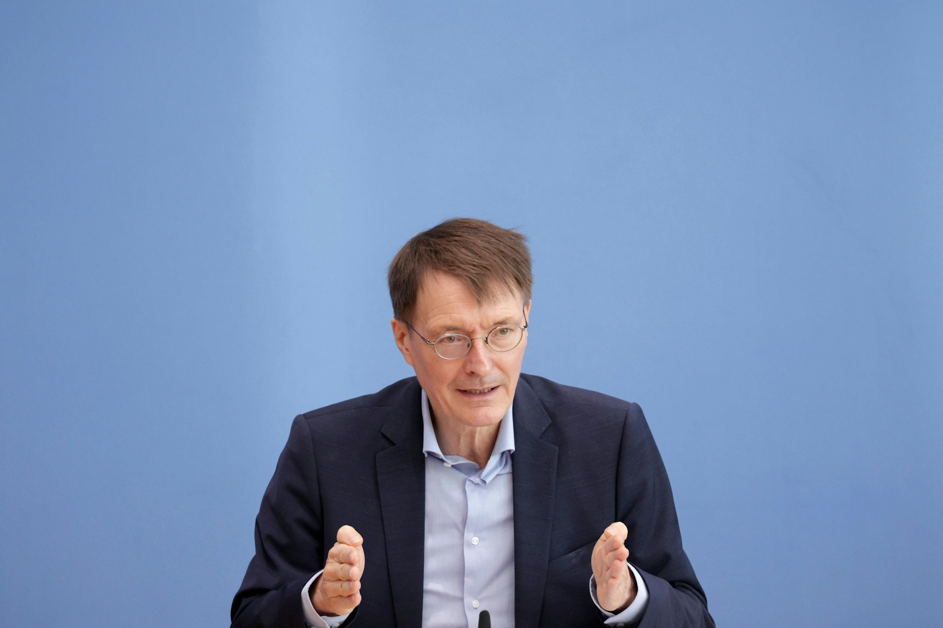 Karl Lauterbach auf einer Pressekonferenz zur Corona-Lage, 2021