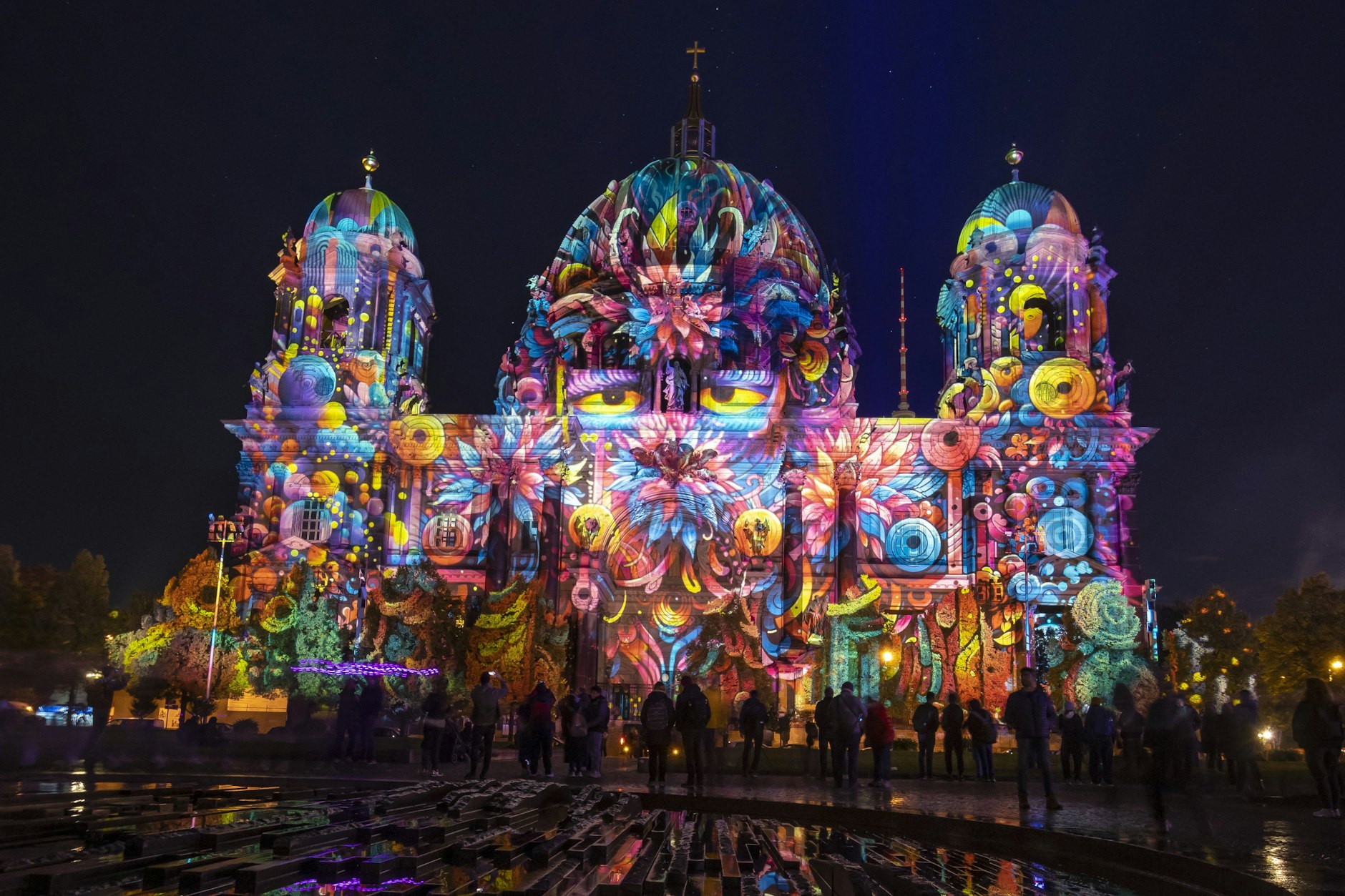 Auch der Berliner Dom wird beim diesjährigen Festival of Lights wieder angestrahlt.