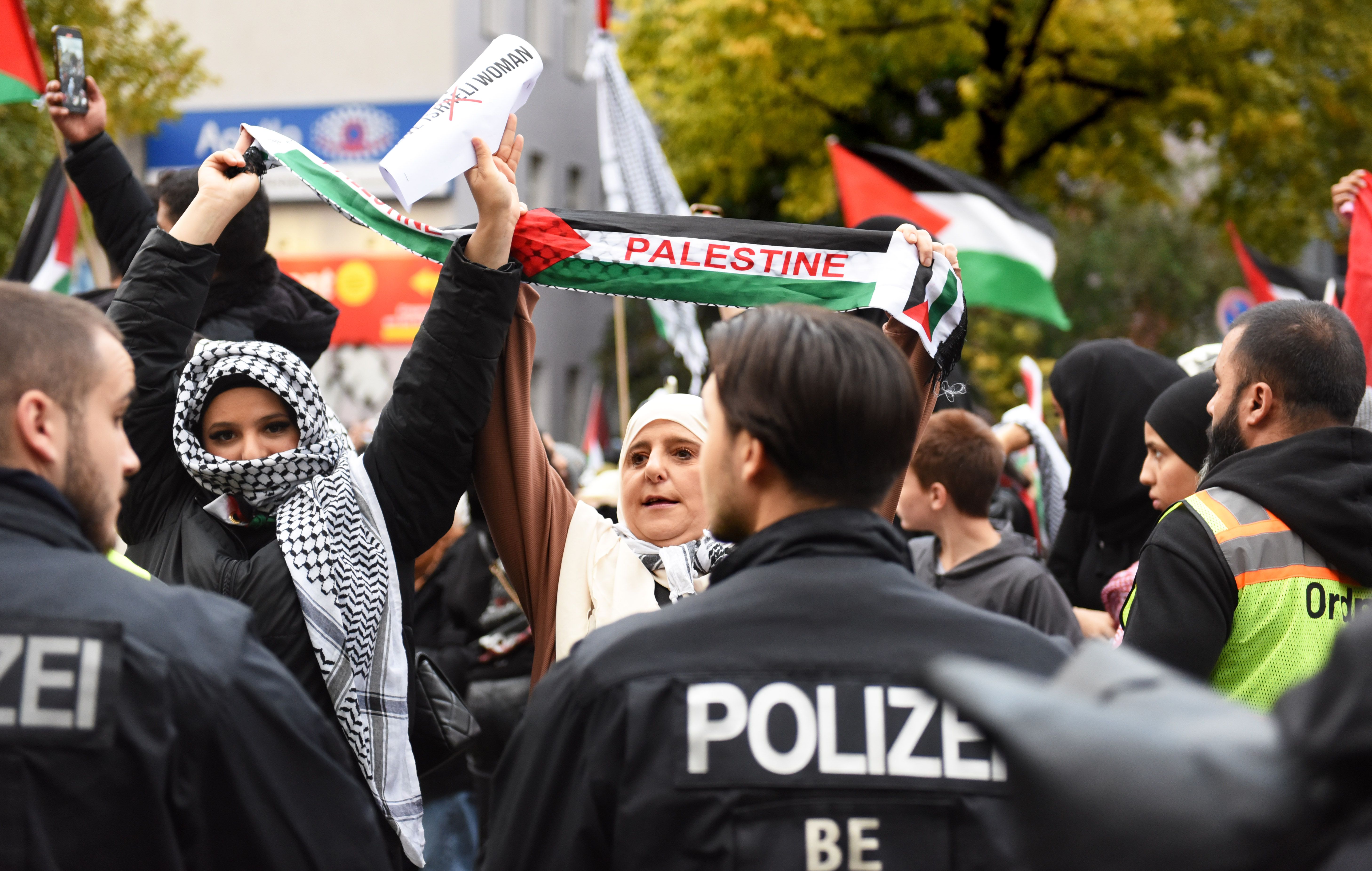 Palästina-Demo in Berlin: „Die Polizei ist der Teufel, den wir beseitigen müssen“