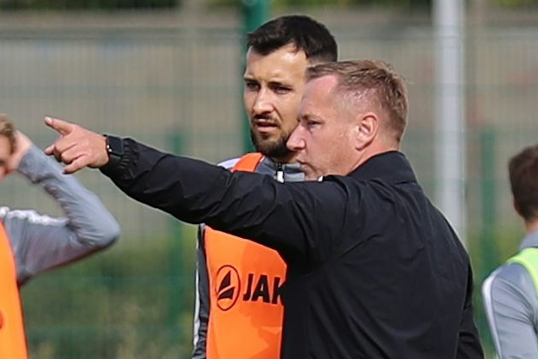 BFC-Trainer Dennis Kutrieb hat auch für Torjäger Rufat Dadashov vorm Spiel bei der VSG Altglienicke ein paar Tipps.