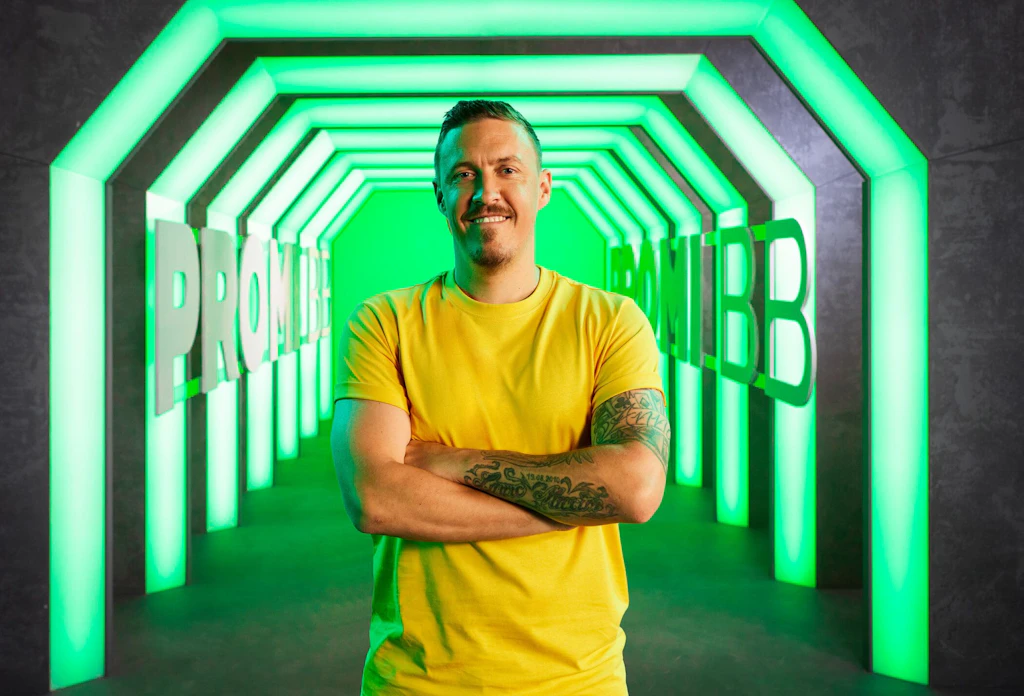 Max Kruse bei „Promi Big Brother“: DARAUF muss er wohl oder übel verzichten