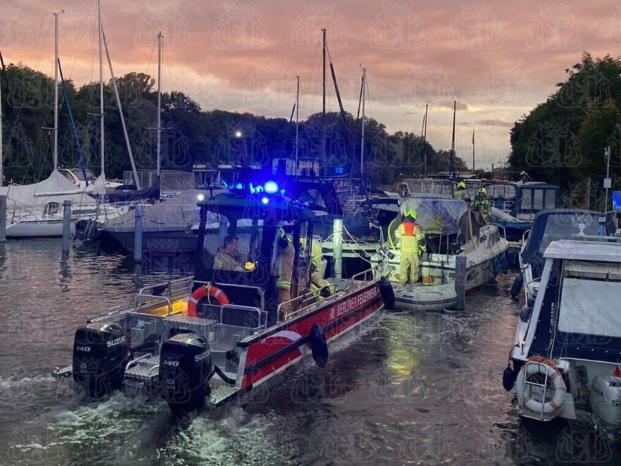 Image - Mitten im Berliner Ausflugsgebiet: Feueralarm an der Müggelspree