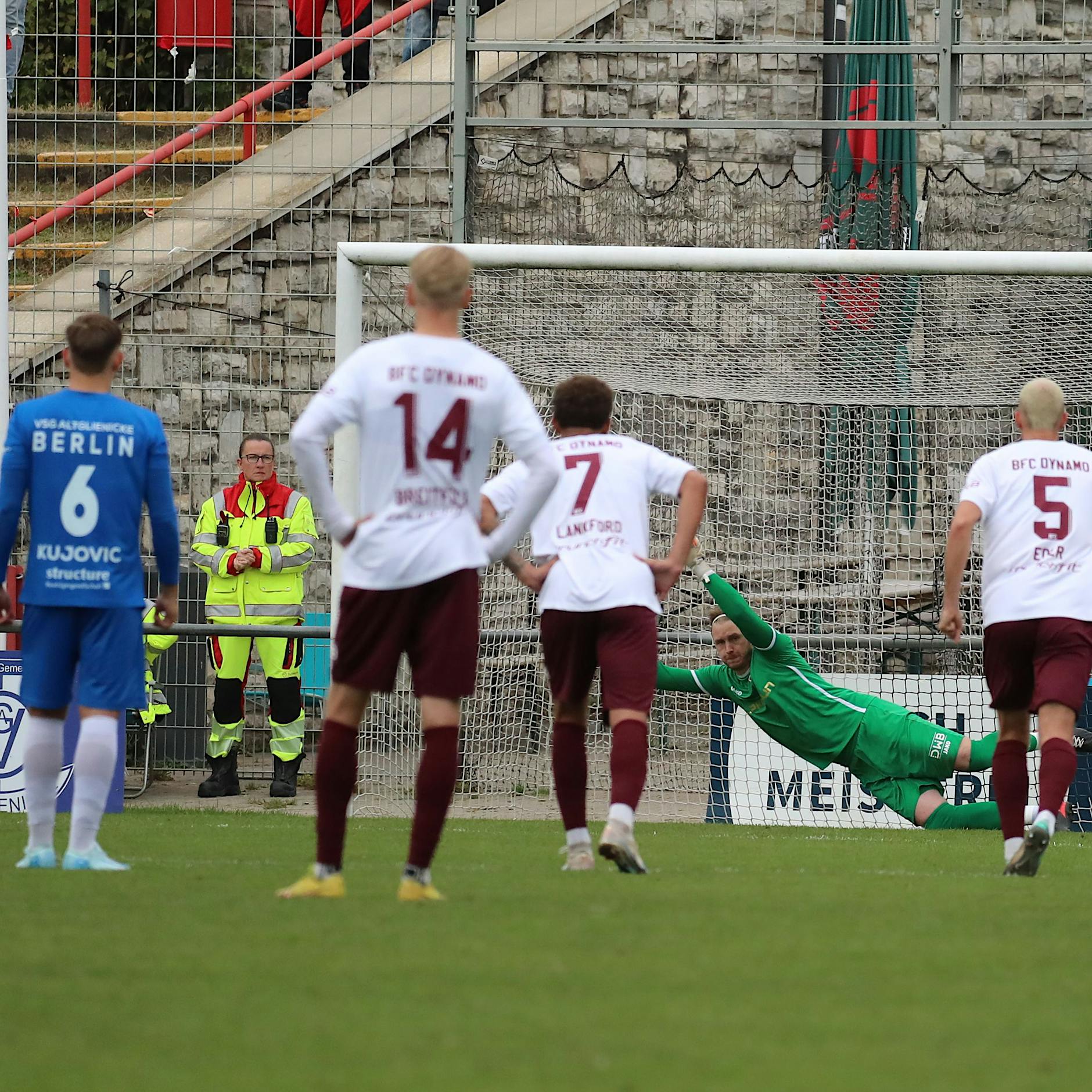BFC Dynamo verliert Berlin-Derby: Zwei Elfmeter für Altglienicke