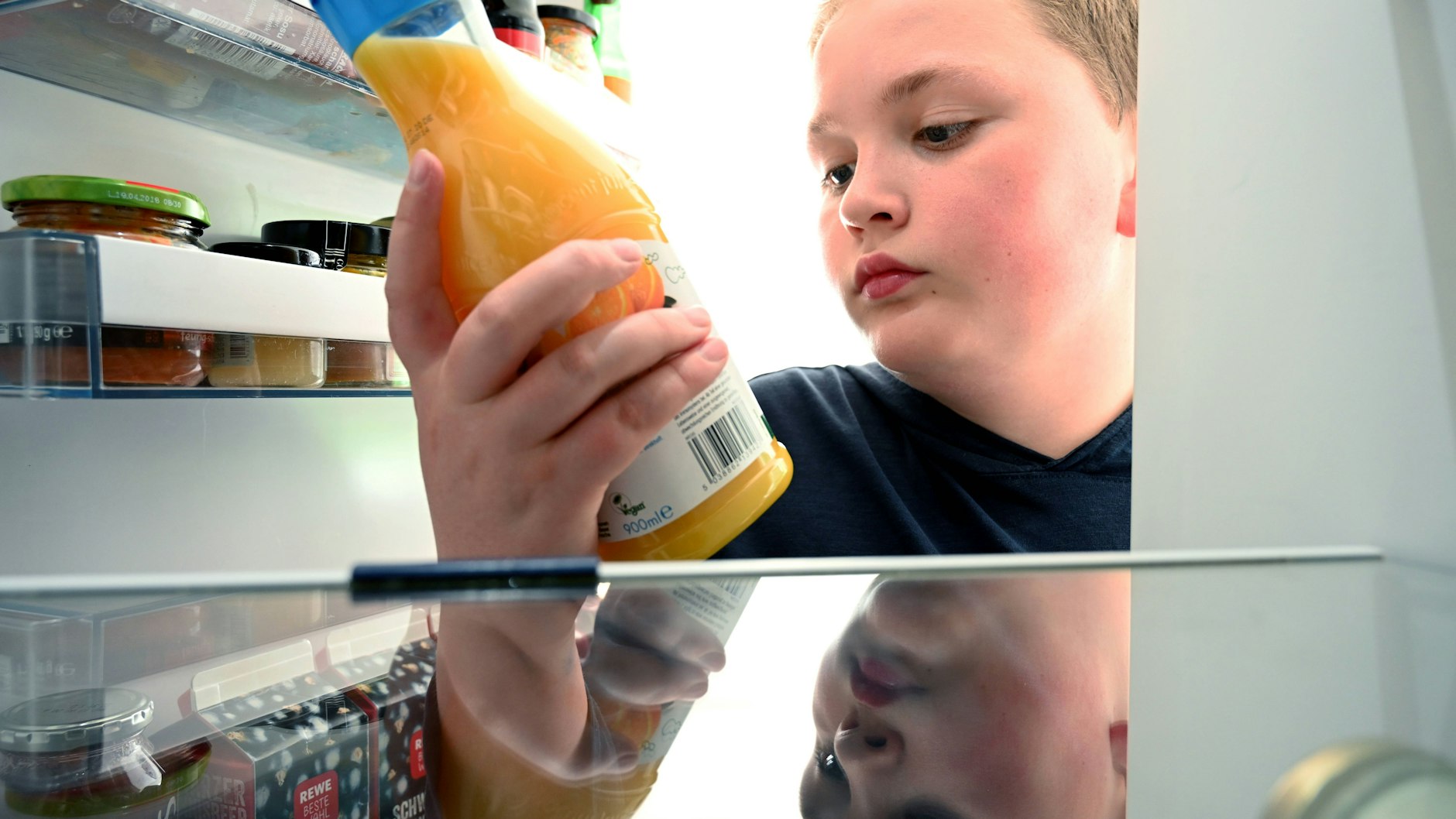 Orangensaft wird knapp und teuer - auch für die nächste Erntesaison im Haupterzeugerland Brasilien sieht‘s schlecht aus. Die Preise werden wohl weiter steigen.