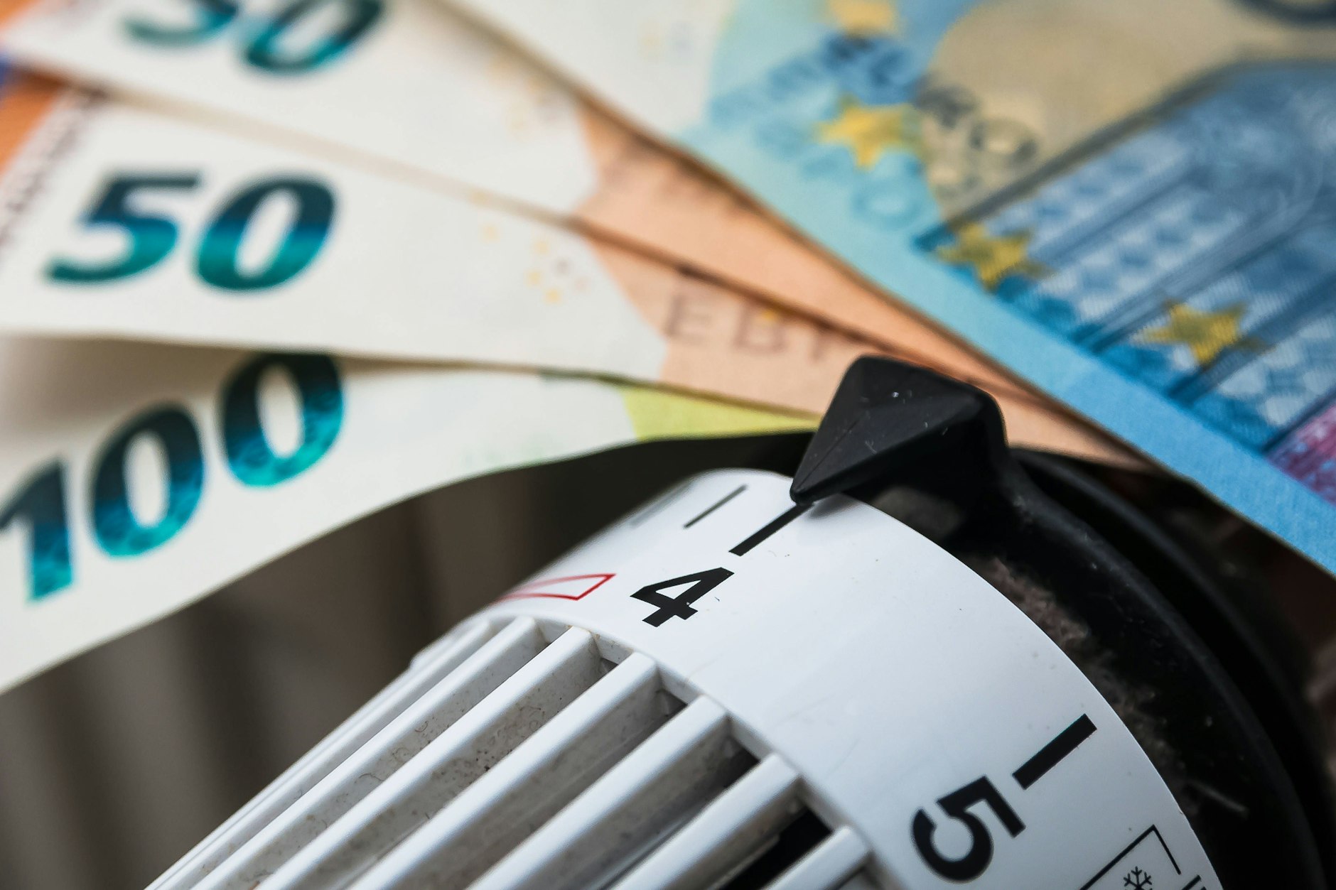 Hohe Nachzahlungen bei der Fernwärme, obwohl weniger Energie verbraucht wurde: Wie geht deenn das?&nbsp;