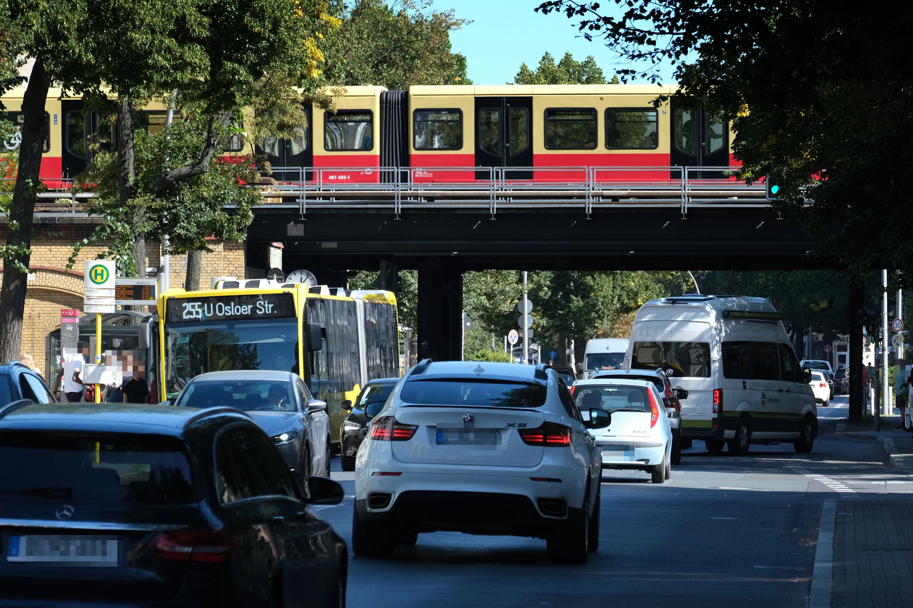 Wegen Bauarbeiten wird die Wollankstraße in Berlin-Pankow zeitweise komplett gesperrt.