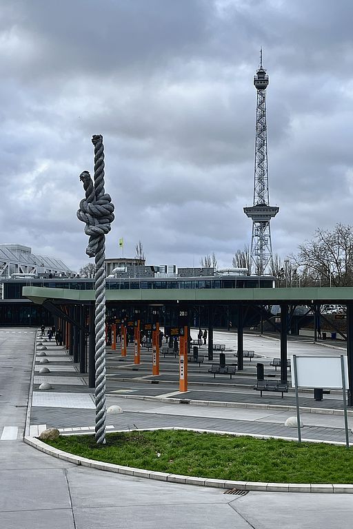 Verschwendung:  190.000 Euro Werbung für Bürgergeld und Kunst am Bau