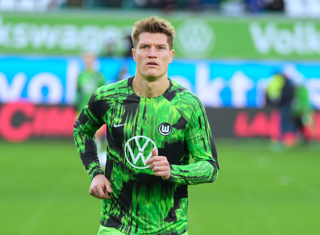 Unterschrift auf Regenbogen-Trikot verweigert? Eklat um Ex-Unioner Behrens