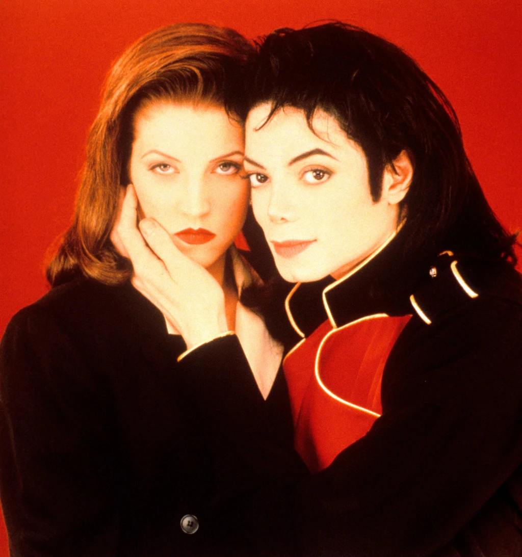 Lisa Marie Presley: Michael Jackson „gestand mir, noch Jungfrau zu sein“