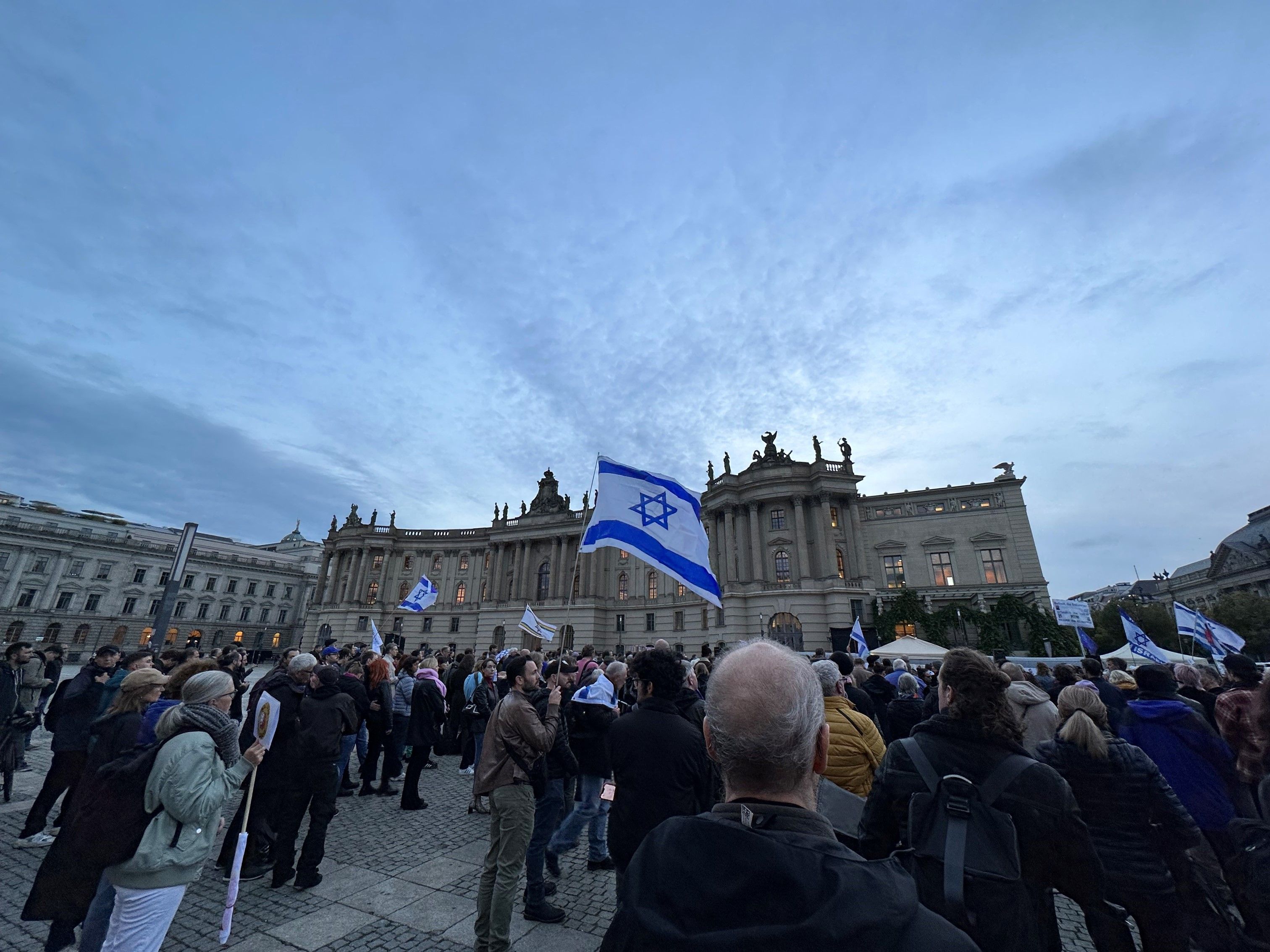 Juden in Deutschland: „Wir sind erschüttert, aber nicht gebrochen“