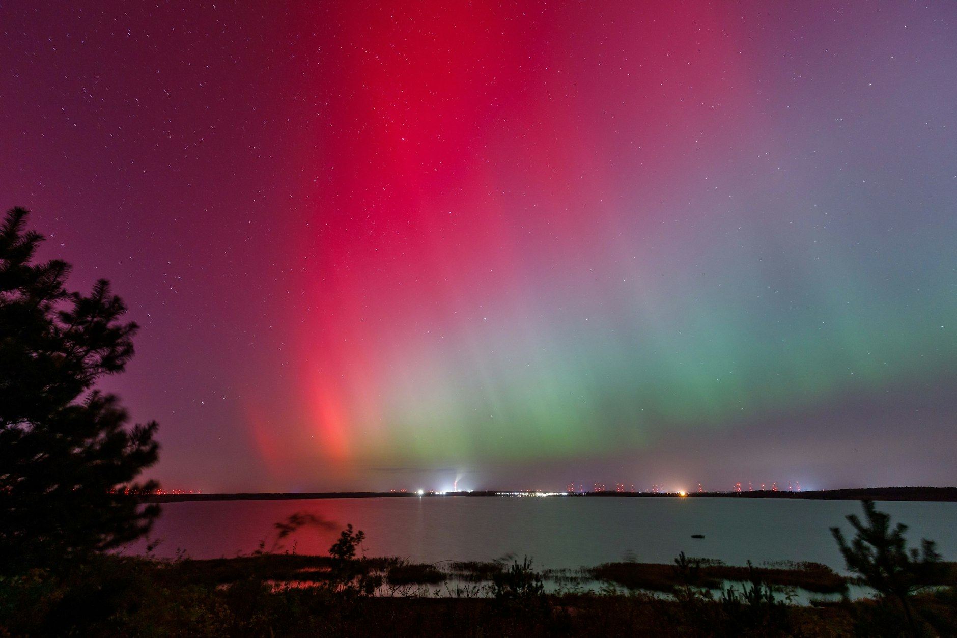Selten, aber nicht unmöglich! Nordlichter leuchten über Berlin und Brandenburg.