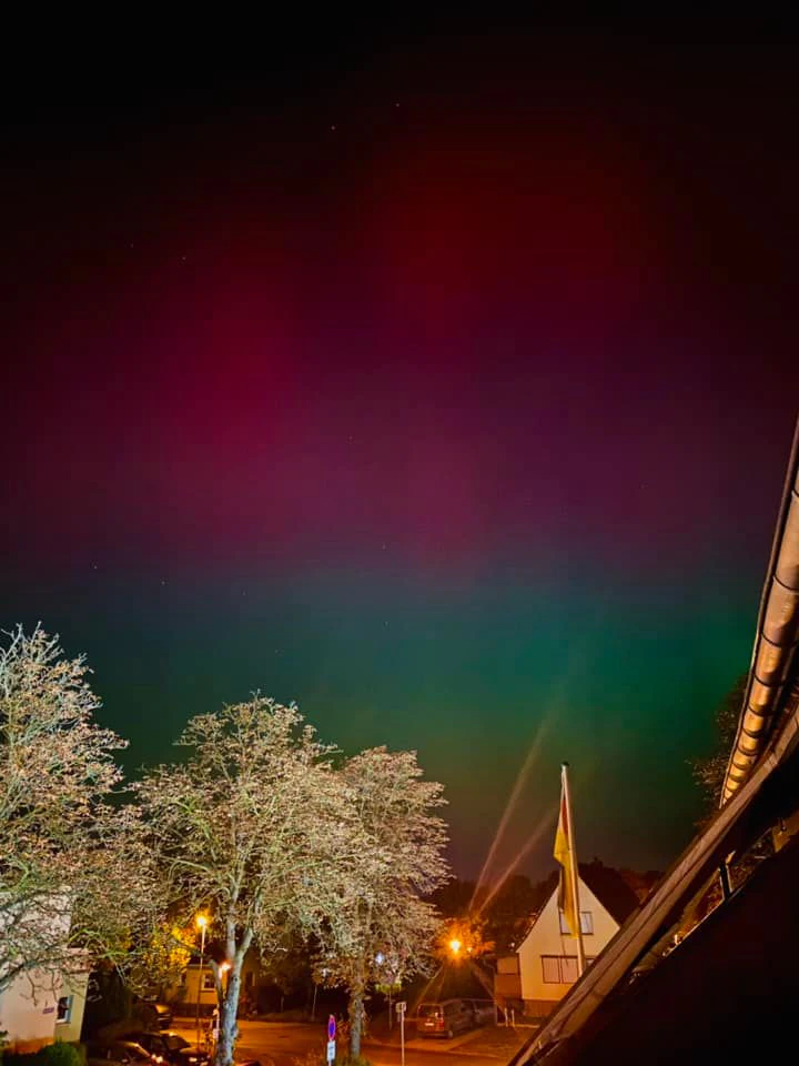 Von KURIER-Leser Marco Krebs bekamen wir dieses tolle Nordlicht-Foto aus Berlin. Danke schön!