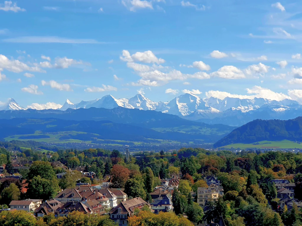Bei Heidi, Ovomaltine und Toblerone: Die Schweiz ist eine andere Welt