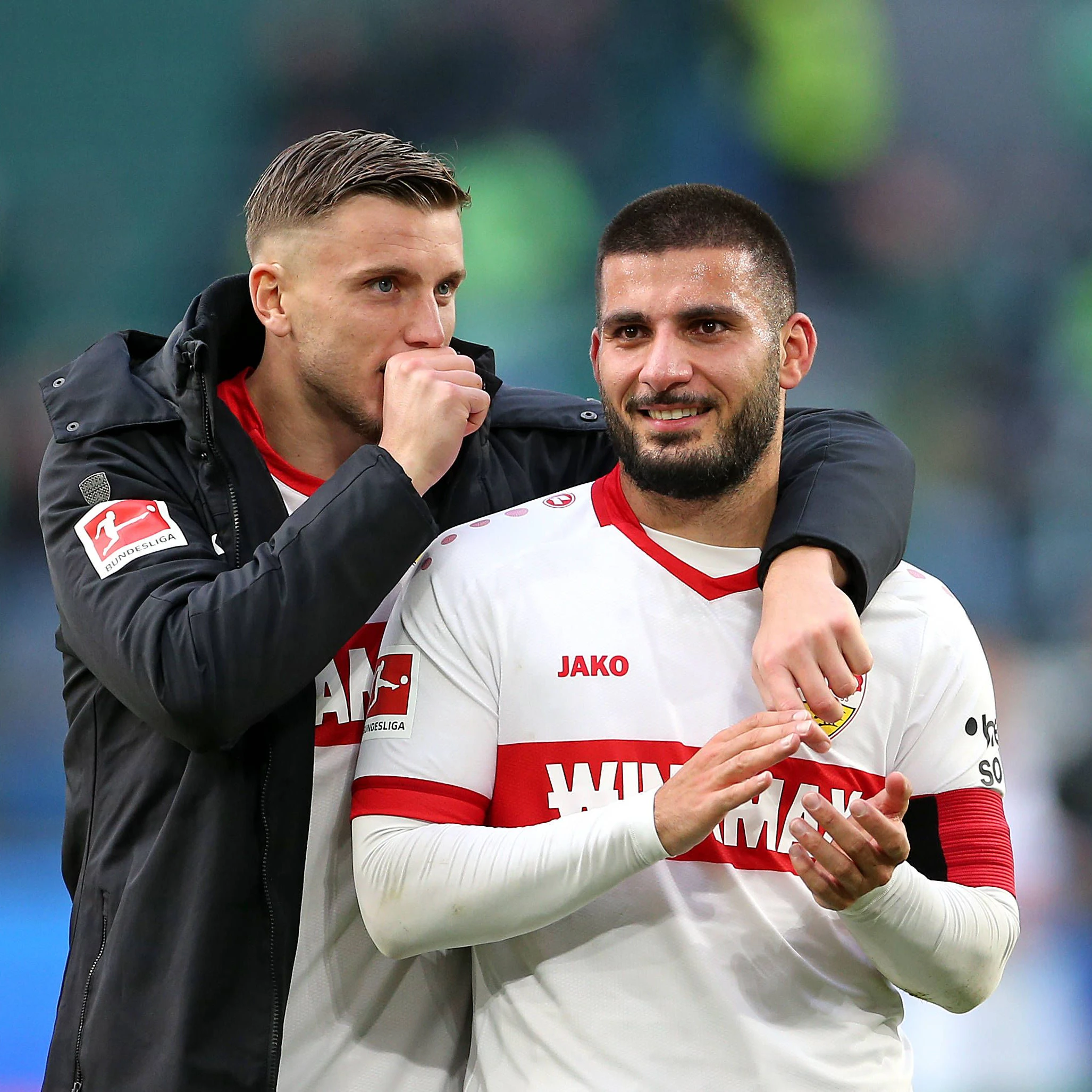 Gute Kumpels! Stuttgarts Stürmer-Duo Ermedin Demirovic und Deniz Undav.