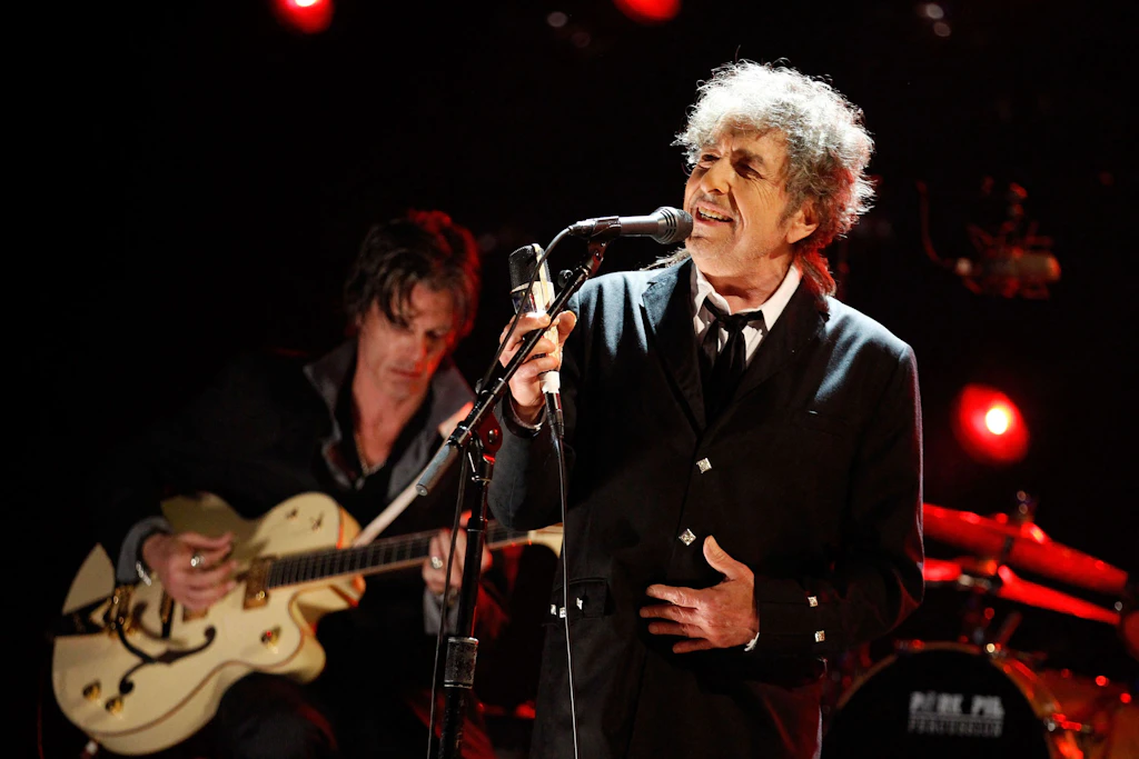 Bob Dylan Berlin Uber Arena'da: “Korkma!”