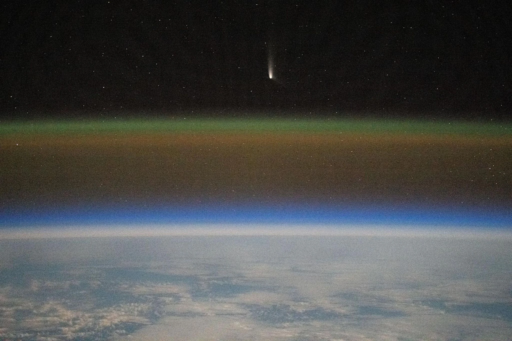 Der Komet C2023-A3 (Tsuchinshan-ATLAS), in etwa 160 Millionen Kilometern Entfernung, aufgenommen von dem Nasa-Astronauten Matthew Dominick von der ISS aus. 