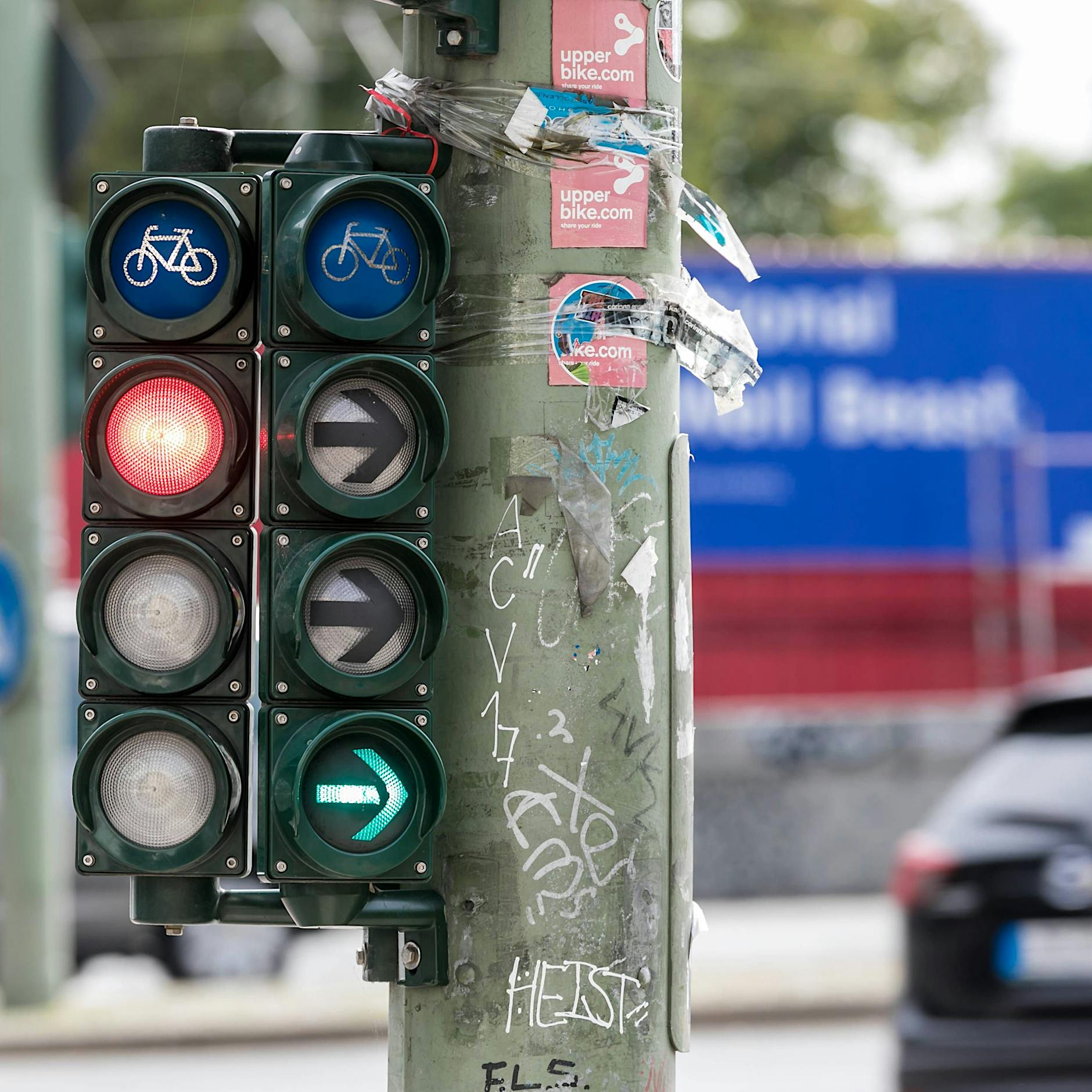 Marzahn-Hellersdorf: An diesen Kreuzungen sind getrennte Ampelphasen geplant