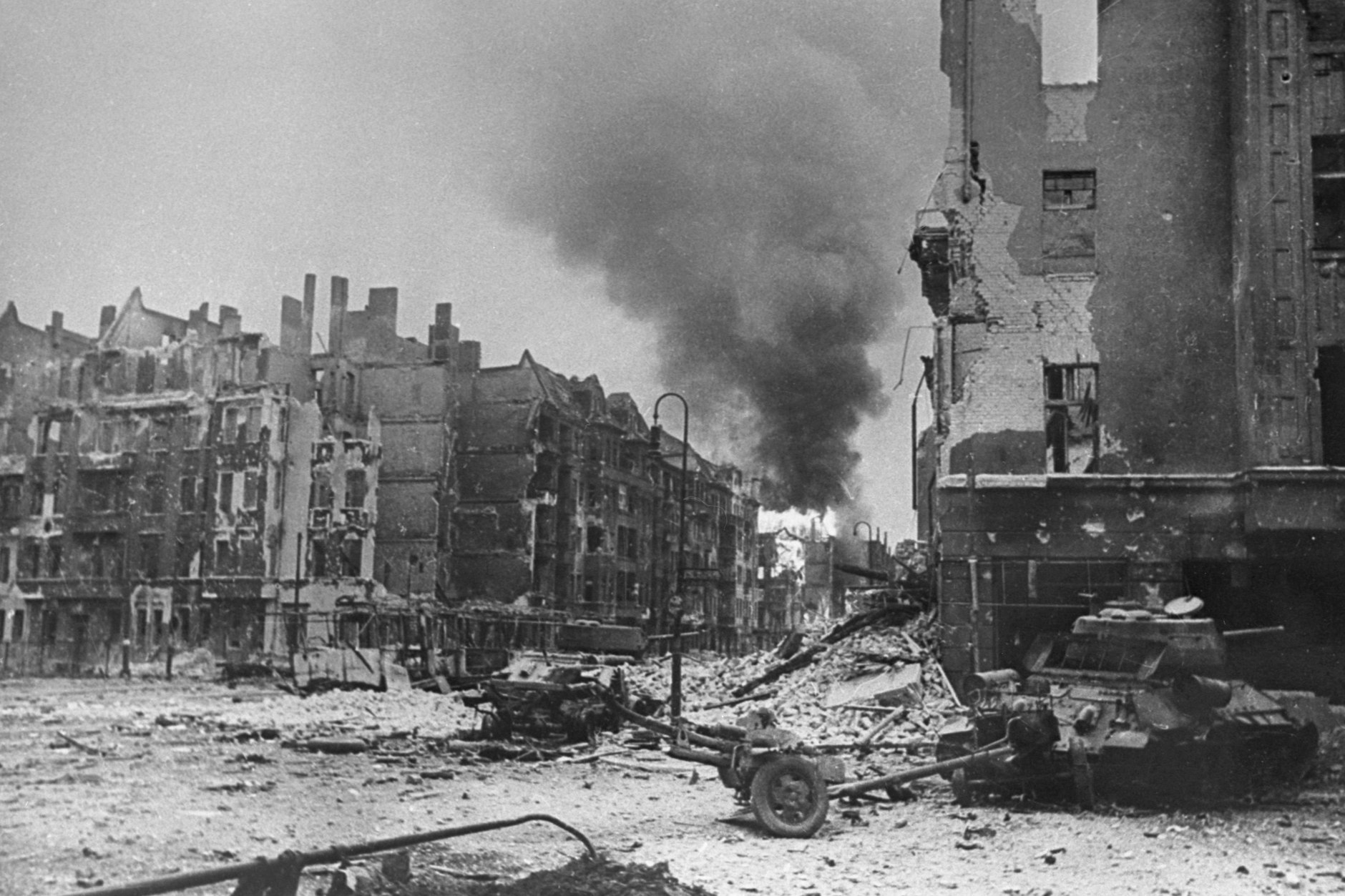 In Berlin tobten die Kämpfe noch bis 1945.